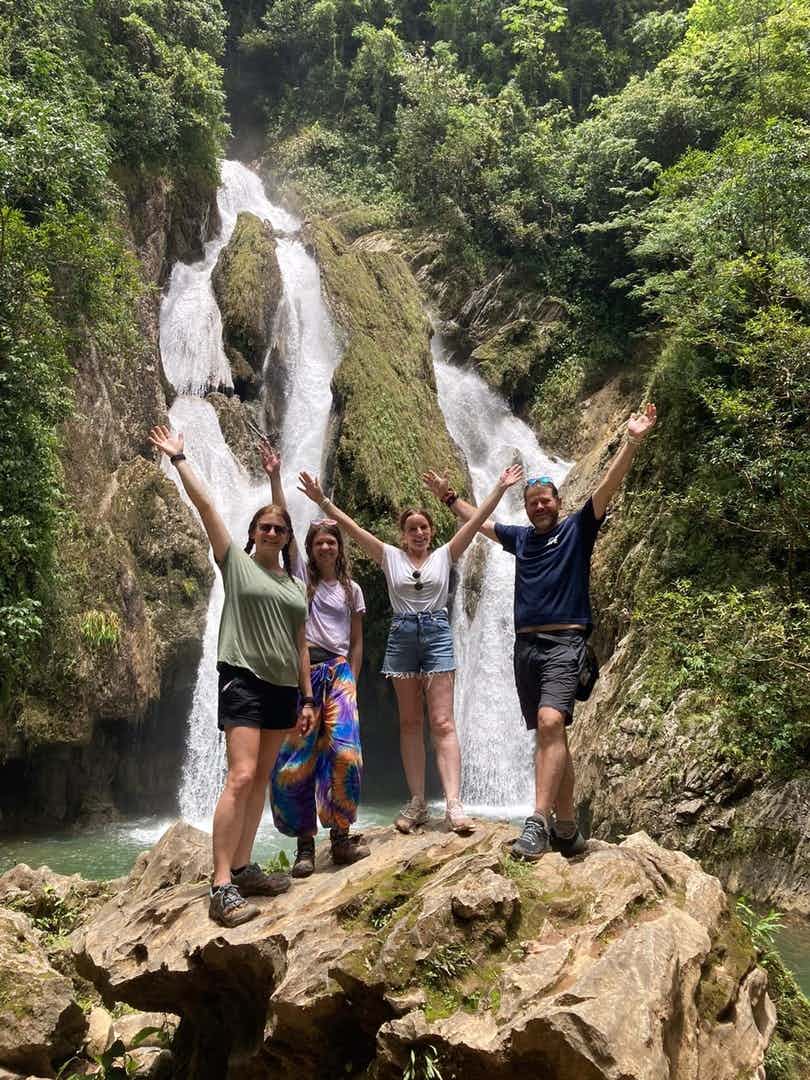 Enjoyable trip, lots of great waterfalls an...