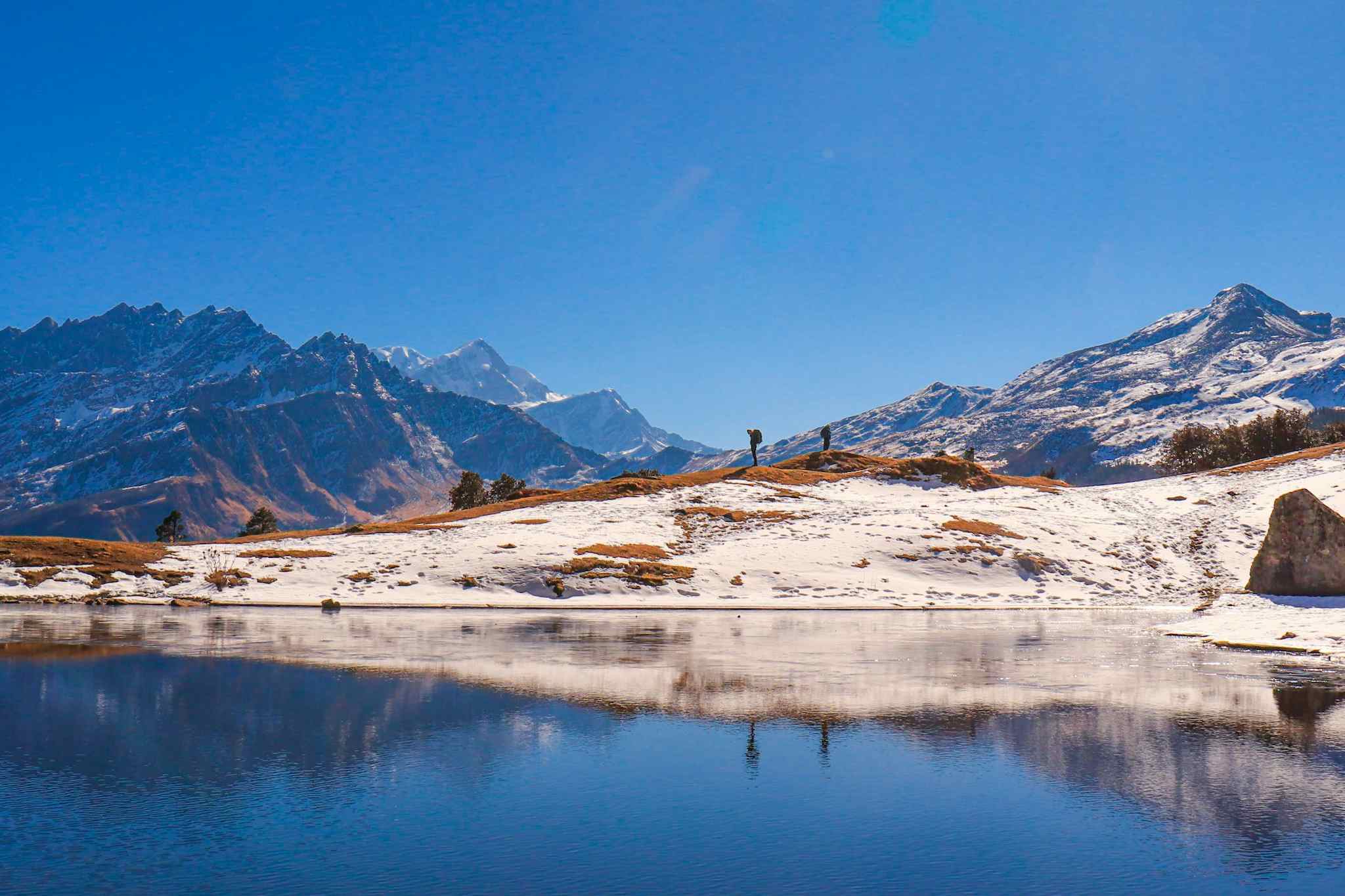 Himalayan view from the Kuari Pass Trek, India. Canva link: https://www.canva.com/photos/MAEJaLweQeU-himalayas-as-seen-during-the-kuari-pass-trek-india-/