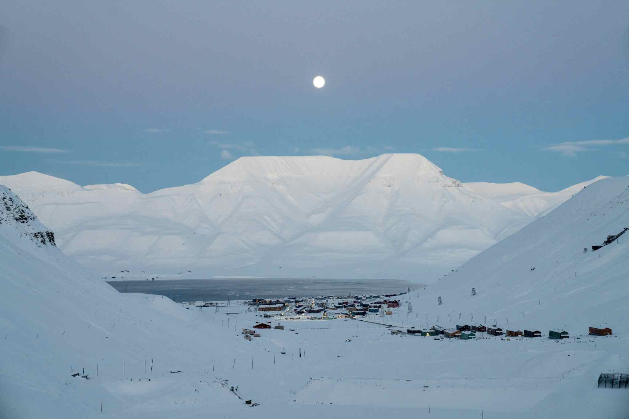 Views over Longyearbyen, Svalbard. Photo: Host/Svalbard Wildlife Expeditions