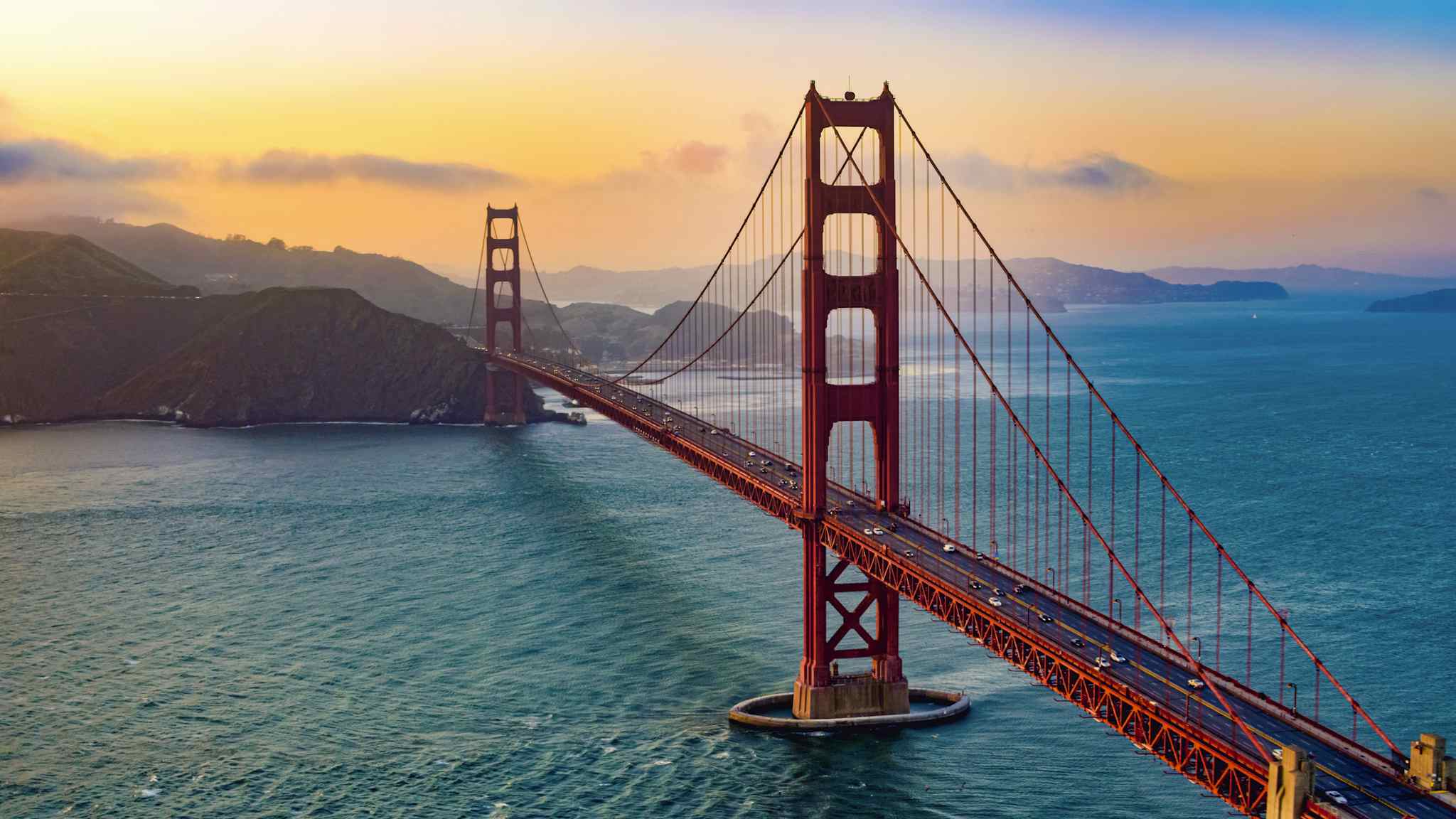 Aerial view of traffic moving on Golden Gate Bridge during sunset, San Francisco, California, USA.
Getty: 1571494714