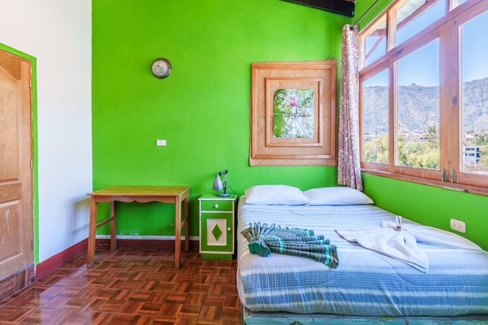 Eco Hotel Uxlabil Atitlan in San Juan La Laguna standrad Bedroom