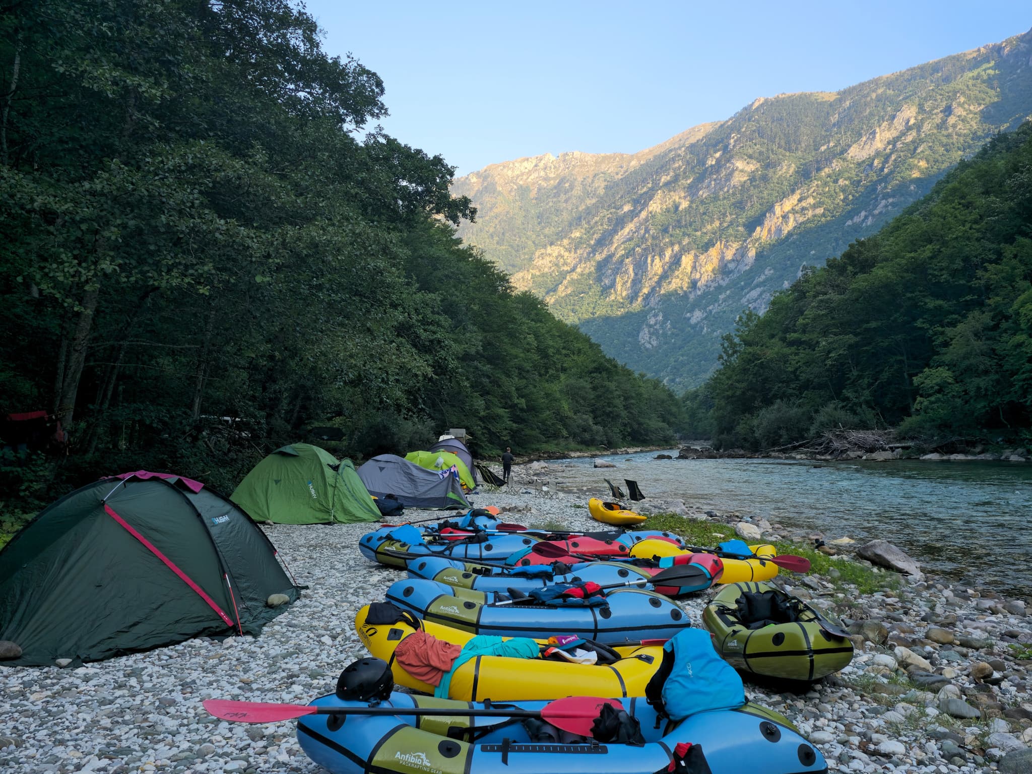 Tara River Camp South Bank, Ograđenica, Montenegro