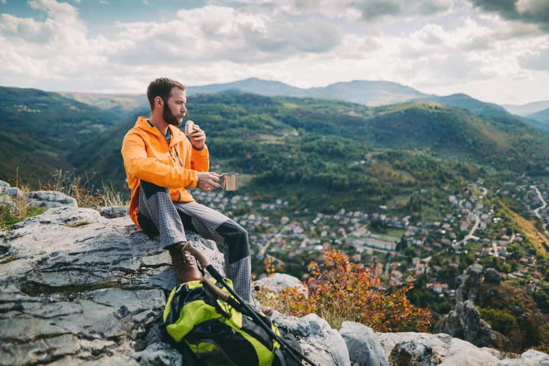 Hiking Snacks: What to Eat on the Trail 