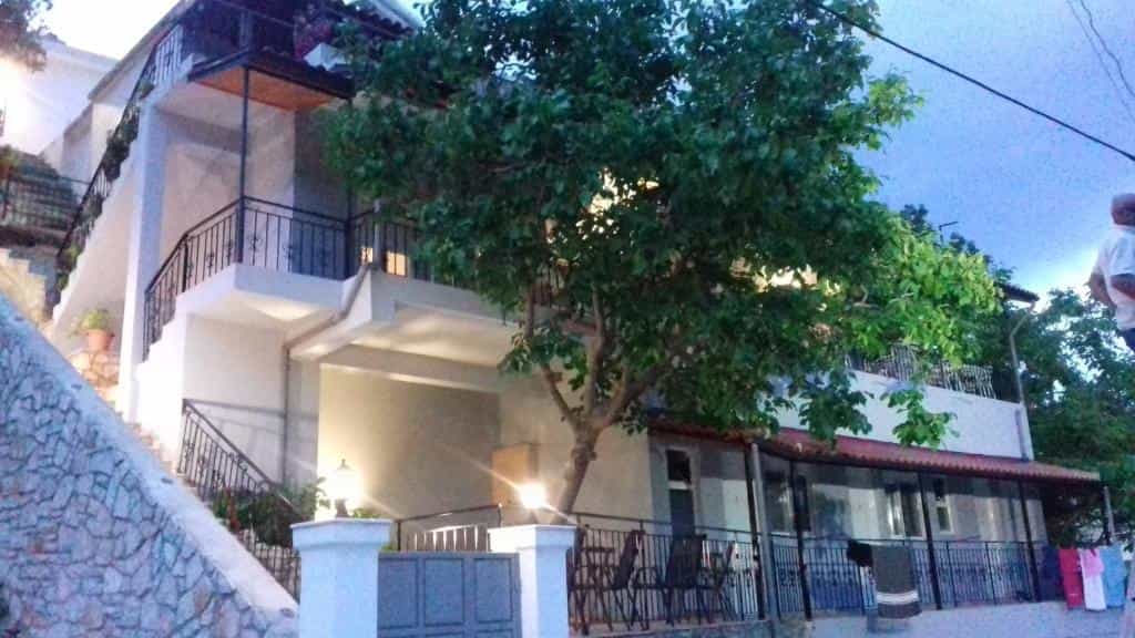 Hotel On The Rocks, Qeparo, Albania