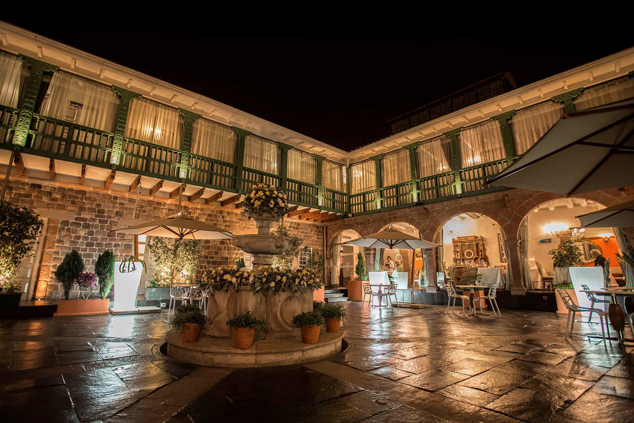 Courtyard of the Arawana Boutique Hotel