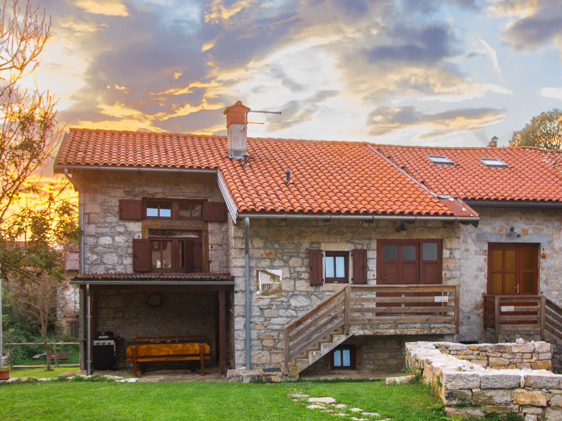 Stone guesthouse in Skvor, Slovenia
