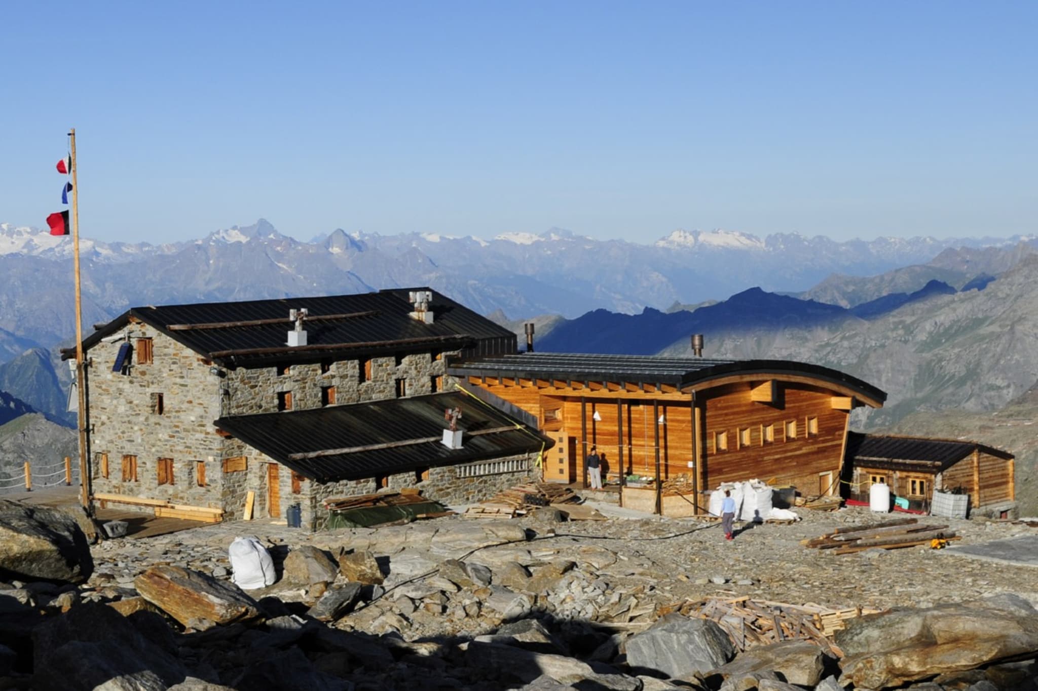 Mantova Hut, Monte Rosa
