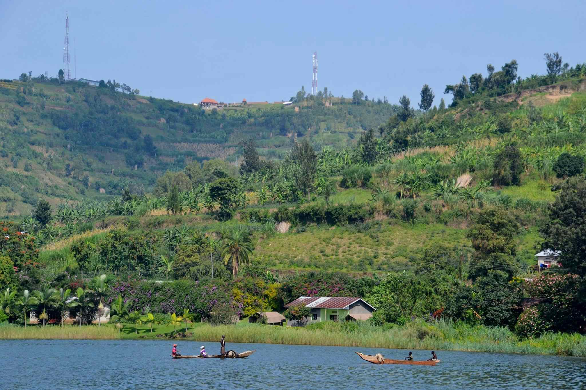 Lake Kivu, Rwanda. Photo: Much Better Adventures/Marta Marinelli