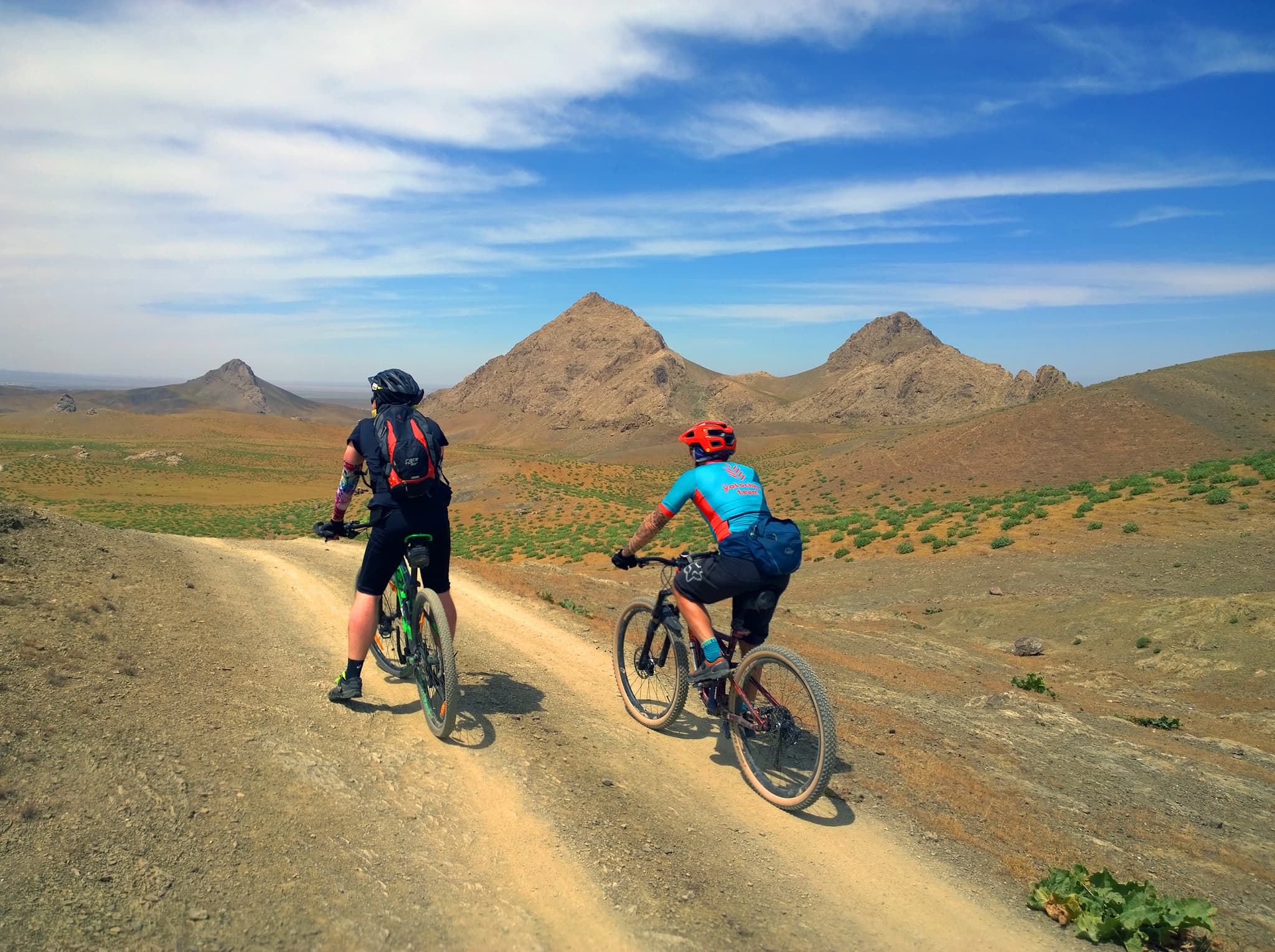 Cycle the Silk Road in Uzbekistan