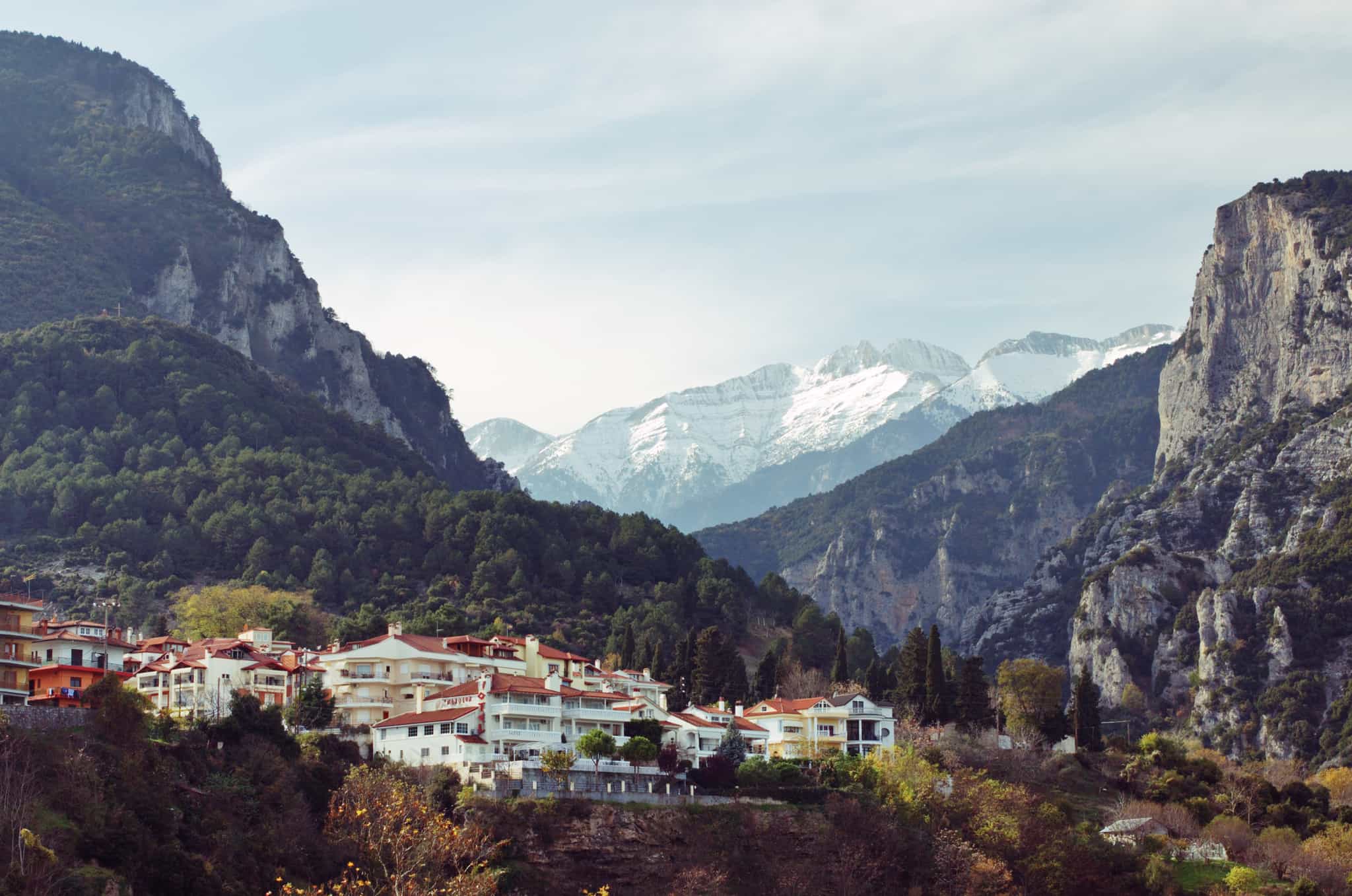 Litochoro, Greece
E.asphyx, https://commons.wikimedia.org/wiki/File:Mount_Olympus_from_Litochoro.jpg