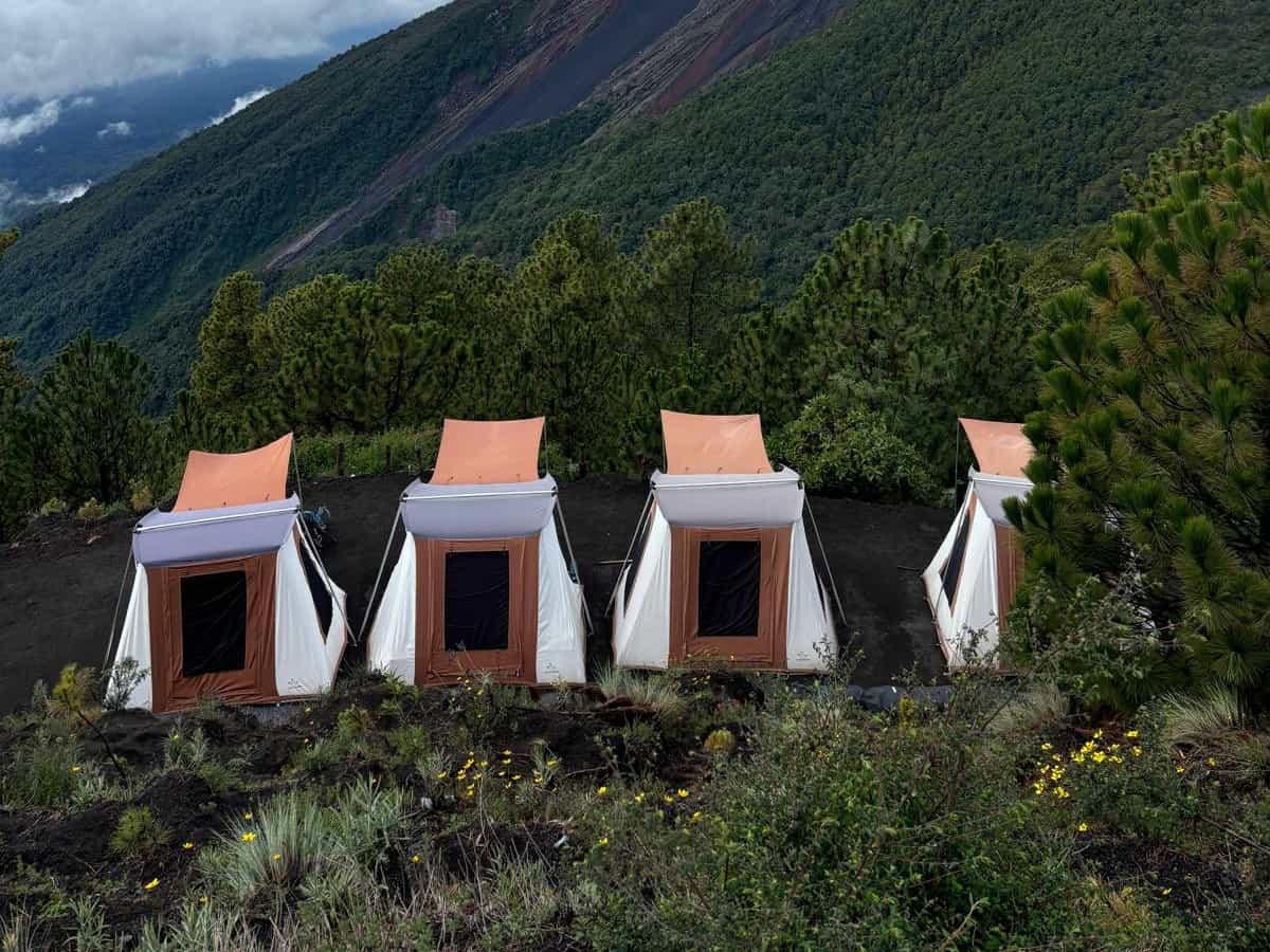 Acatenango basecamp camping