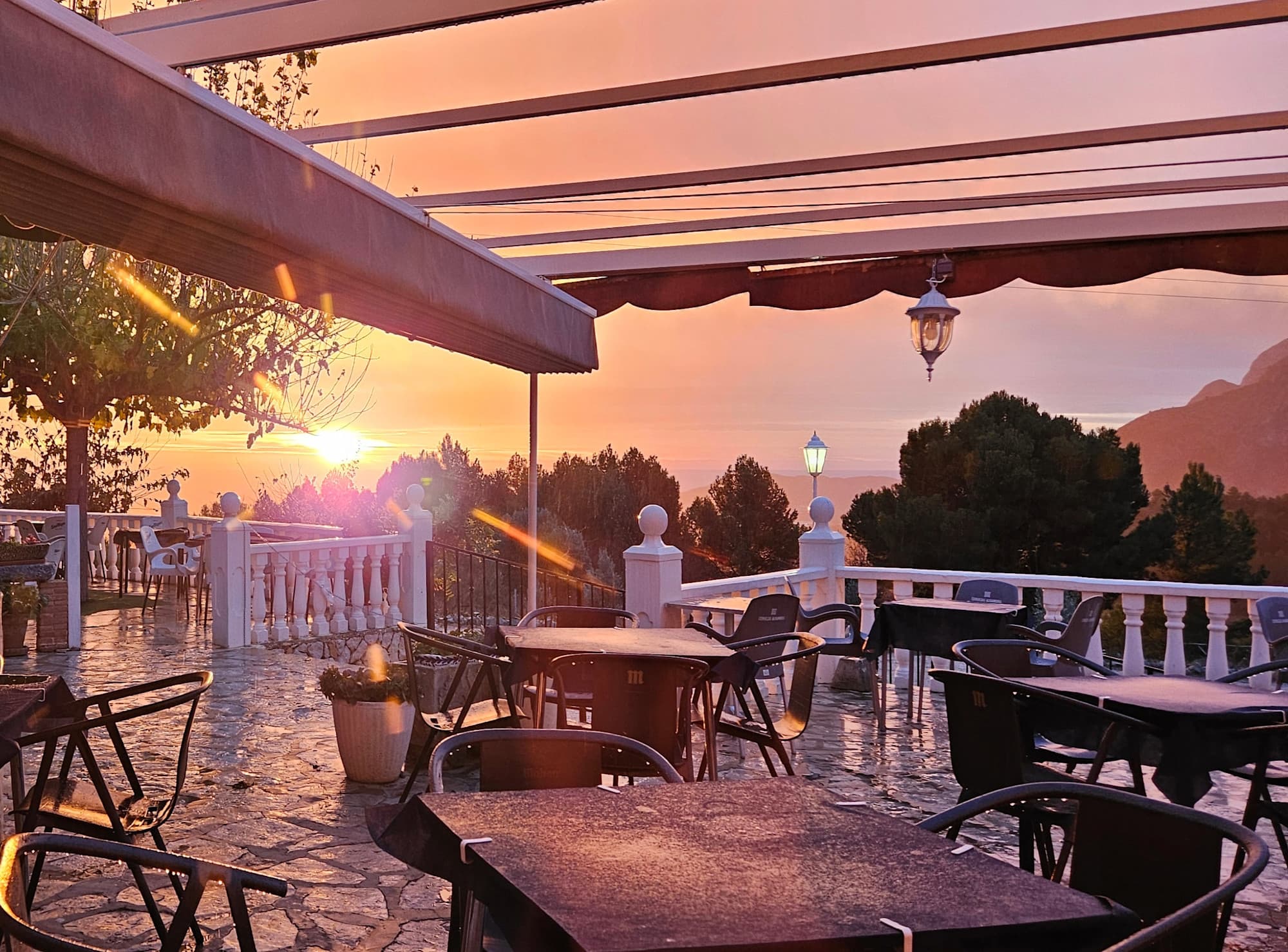 A sunset in Pensión Rincon de Pepe from a terrace
