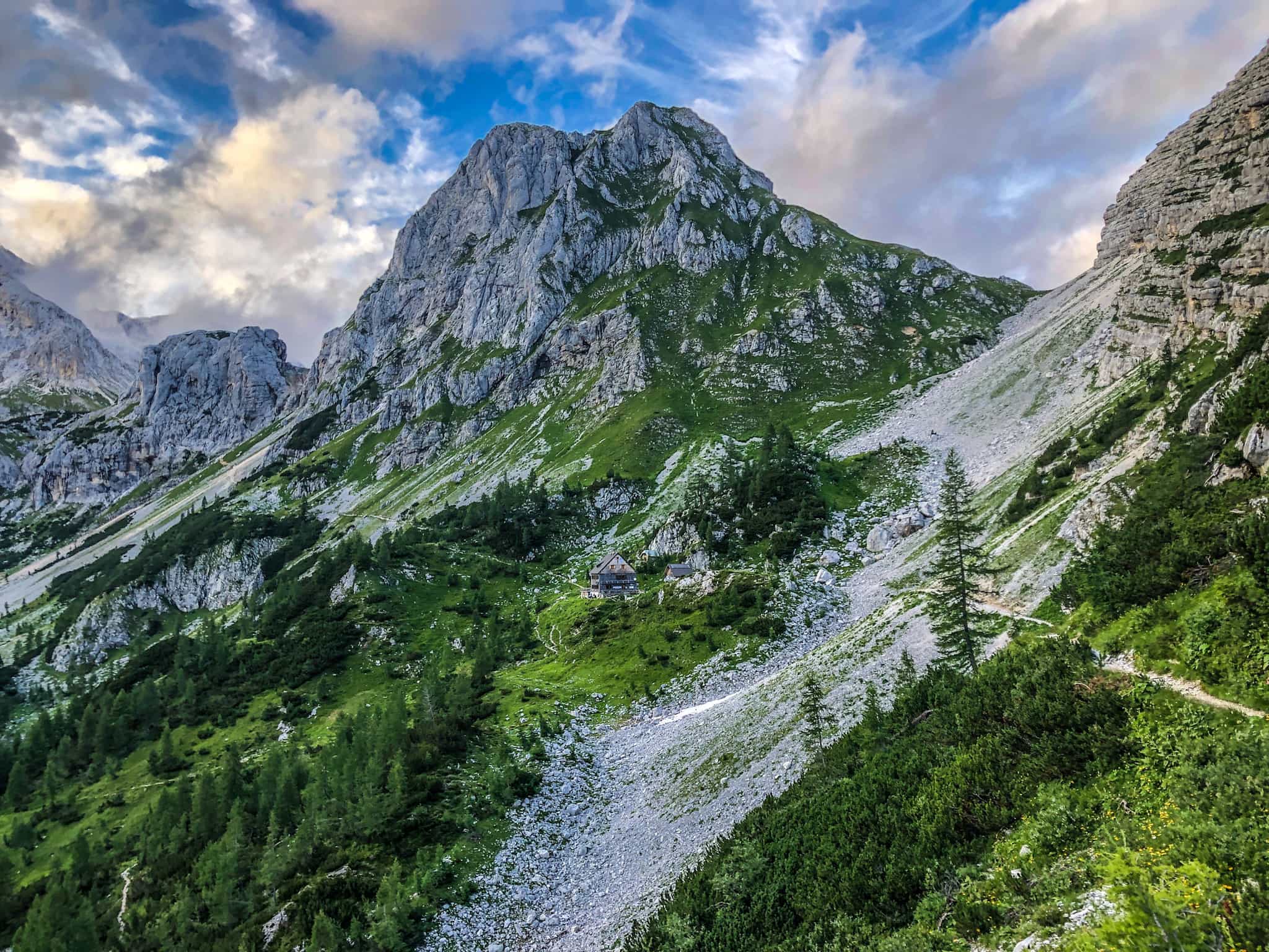 Mountain trail to Vodnik Mountain Hut