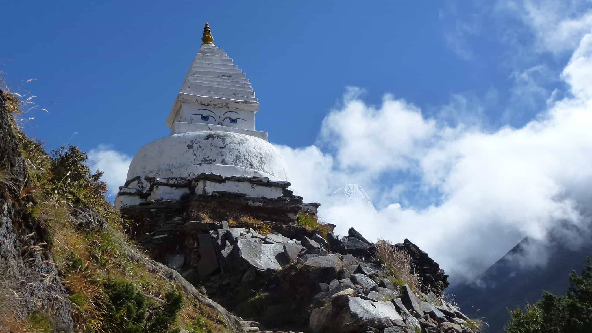 Shrine Pangboche to Namche