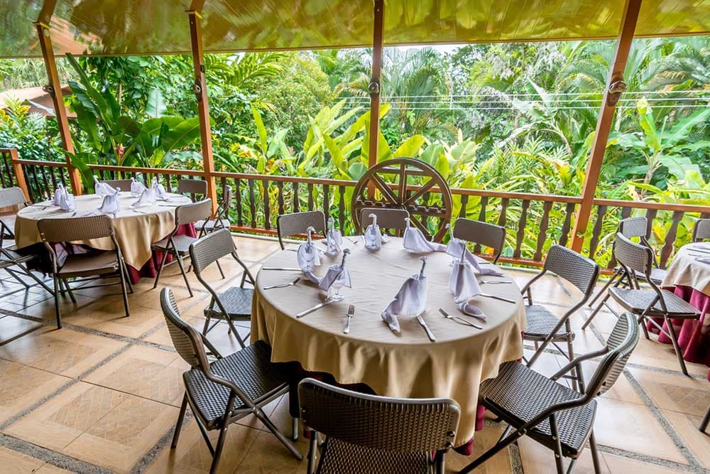Restaurant at Ara Ambigua Lodge, Sarapiqui.
