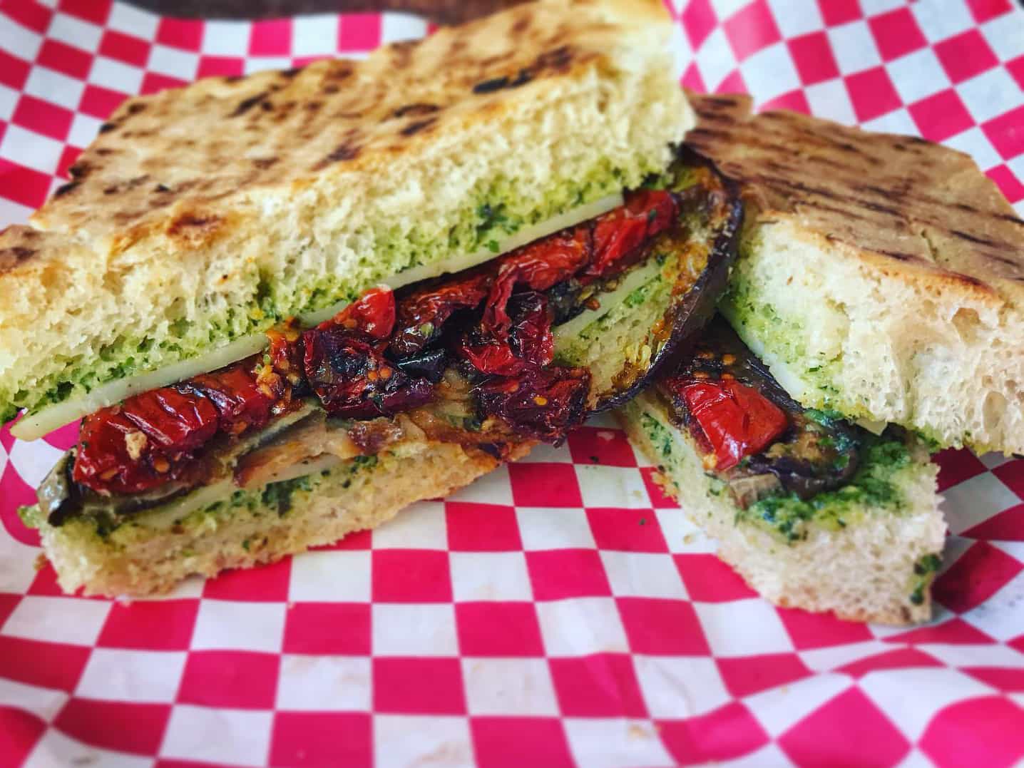 Dry Creek General Store, Sonoma, California. Photo: Host / Windigo