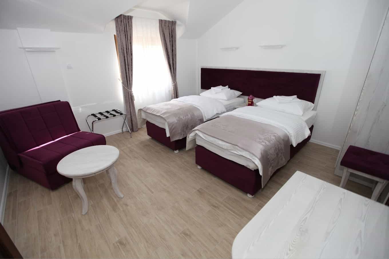 Twin room in Hotel Apis, Trebinje