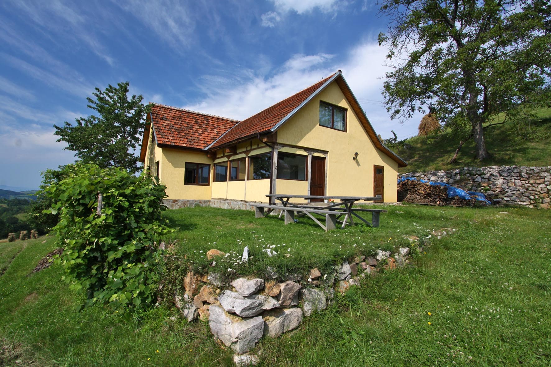 Guesthouse, Romania