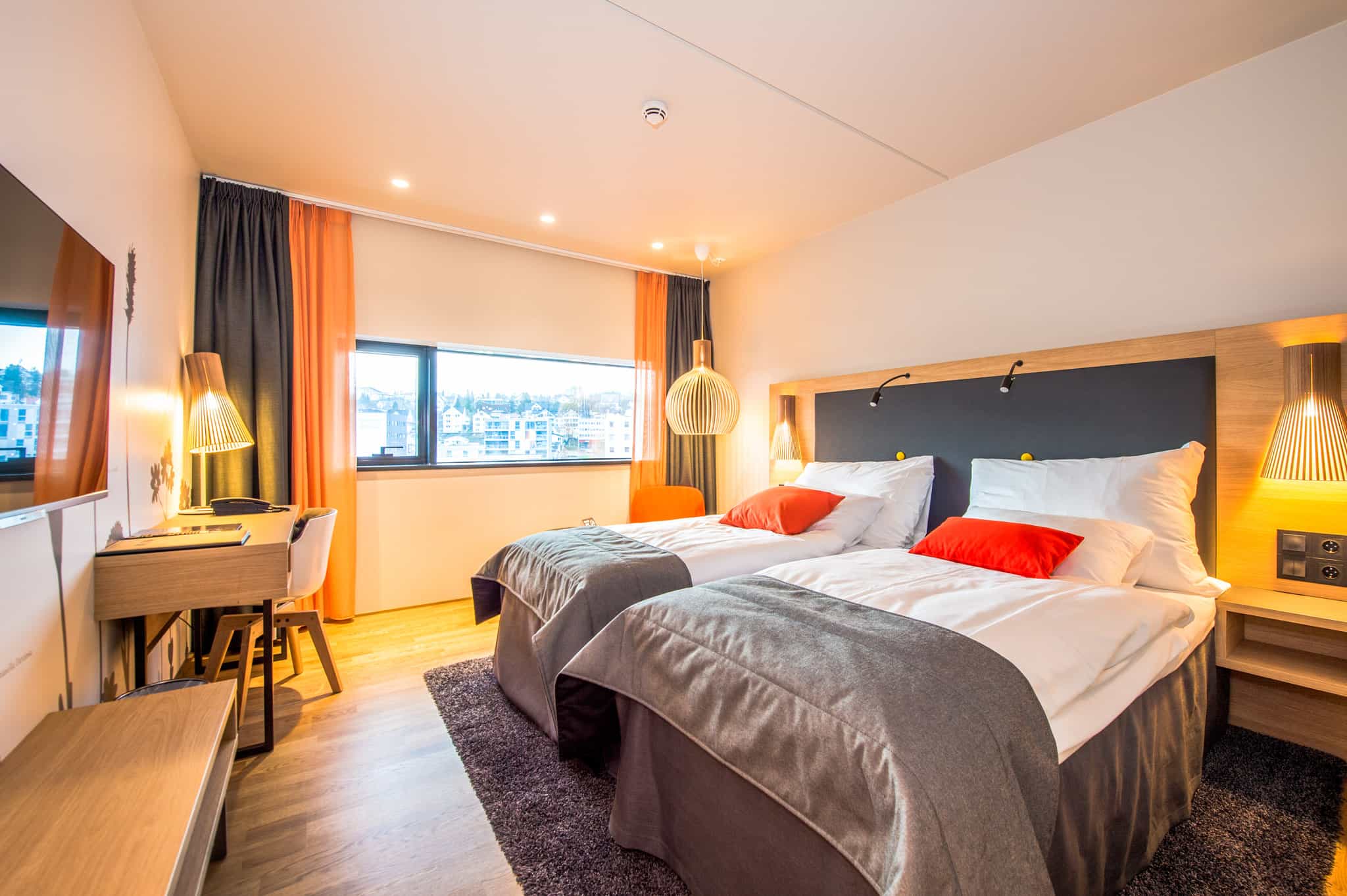 Clarion-The-Edge-Rooms-1-2, host