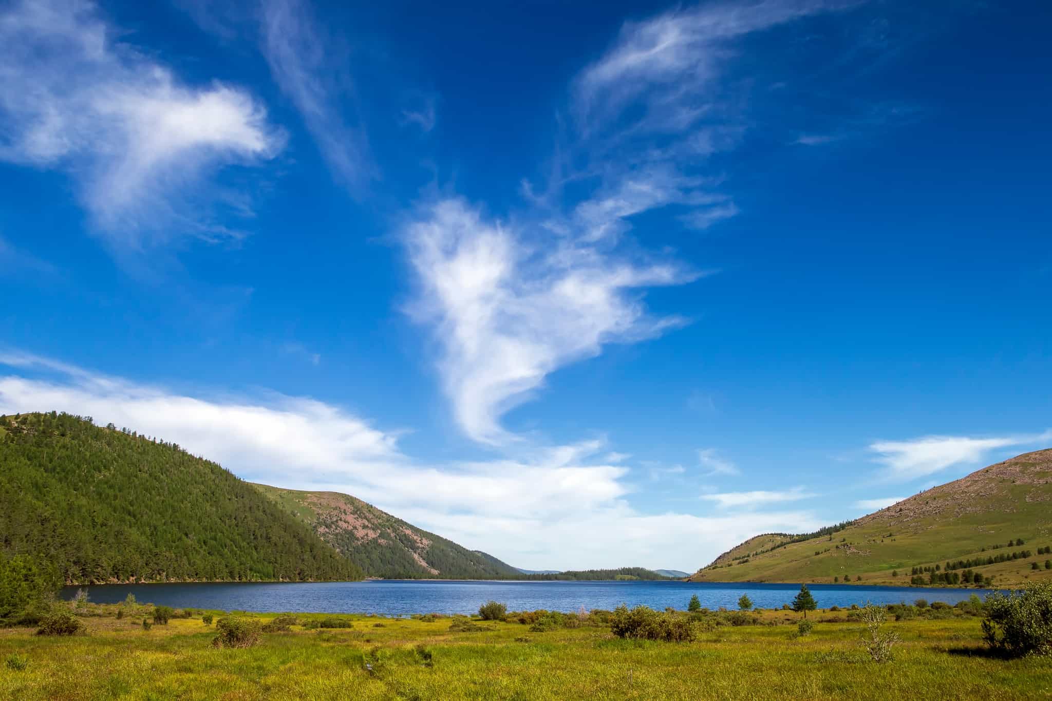 Lake Shireet, Mongolia. Photo: Shutterstock-1873595917