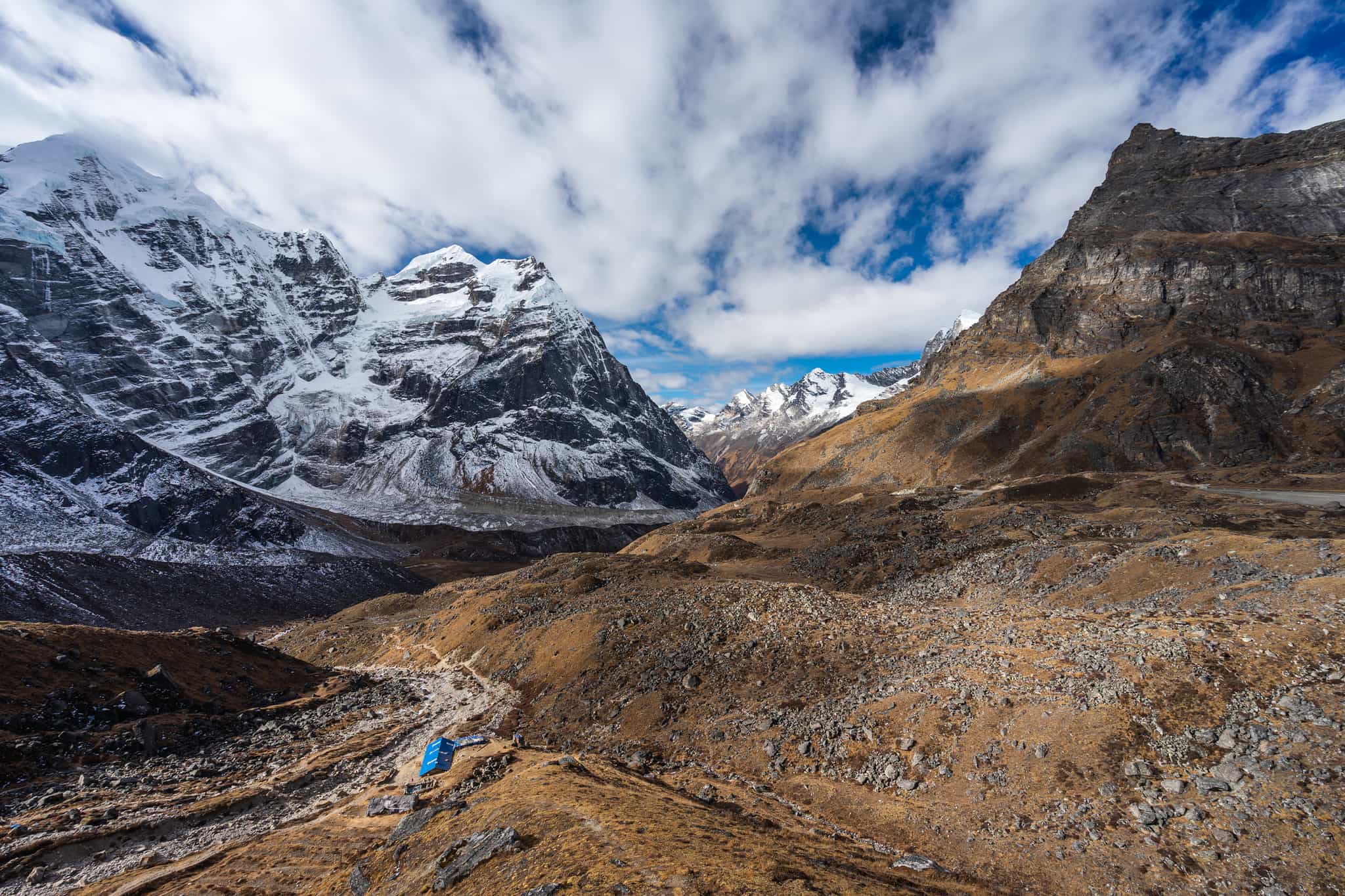 Khare village view point, Mera peak climbing route, Nepal. Photo: GettyImages-1227302288