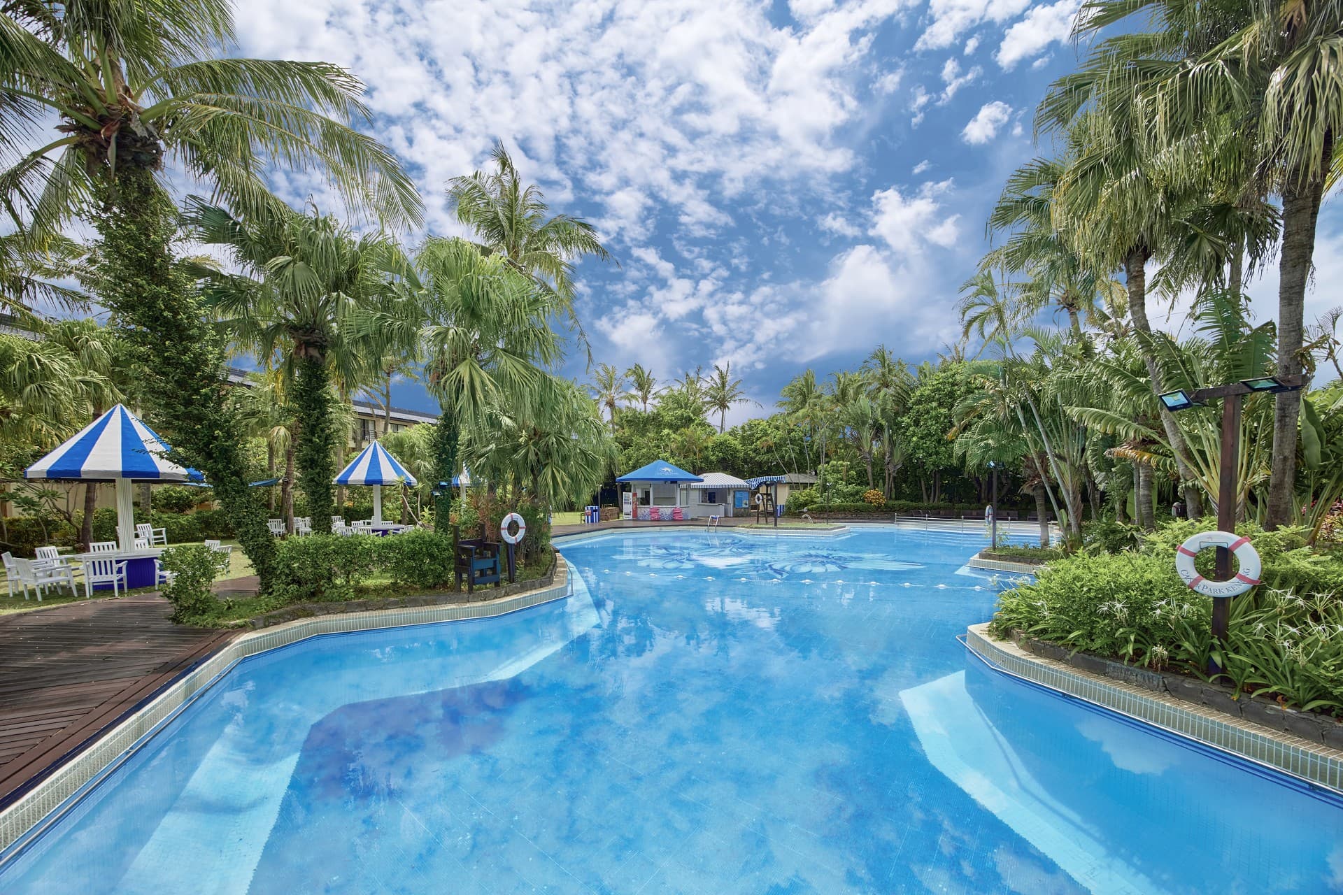 Pool at Caesar ParkHote, Kenting Taiwan