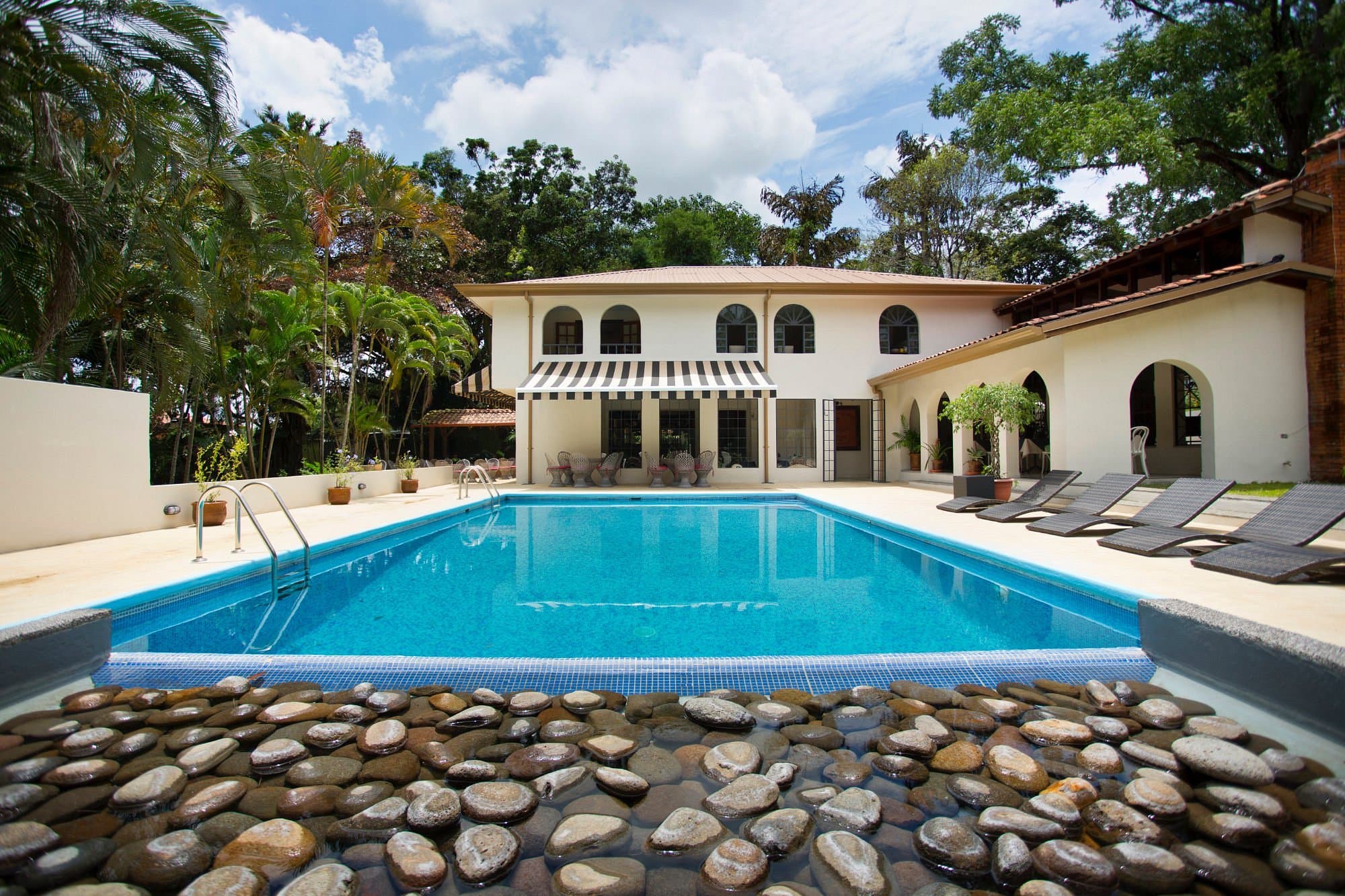Swimming pool, Hotel Villa San Ignacio, Alajuela