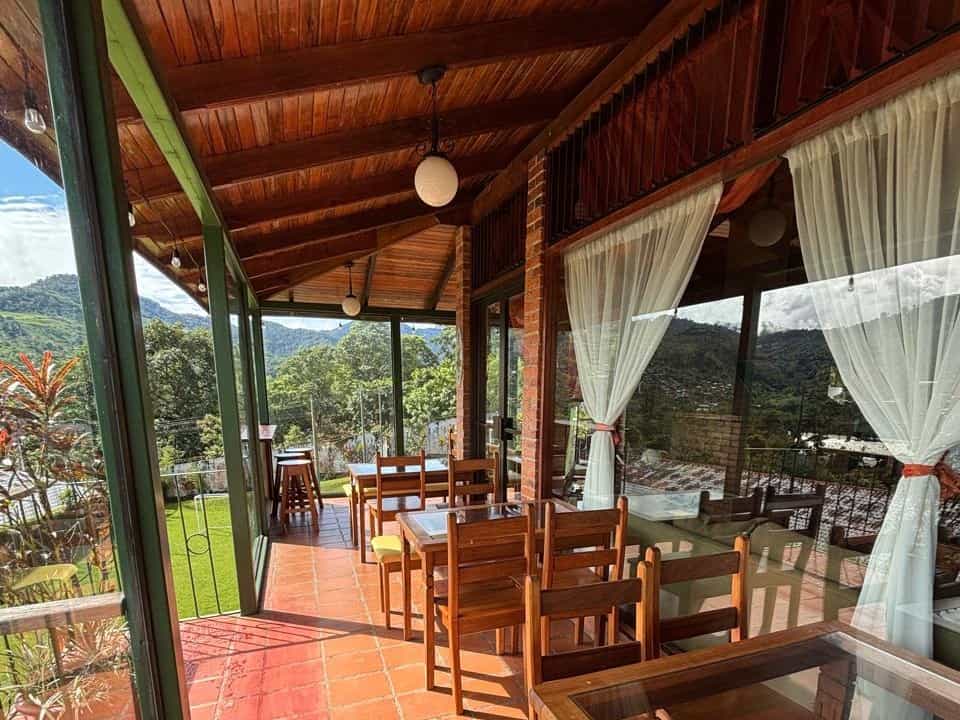 Hotel Tapanti Media de Orosi