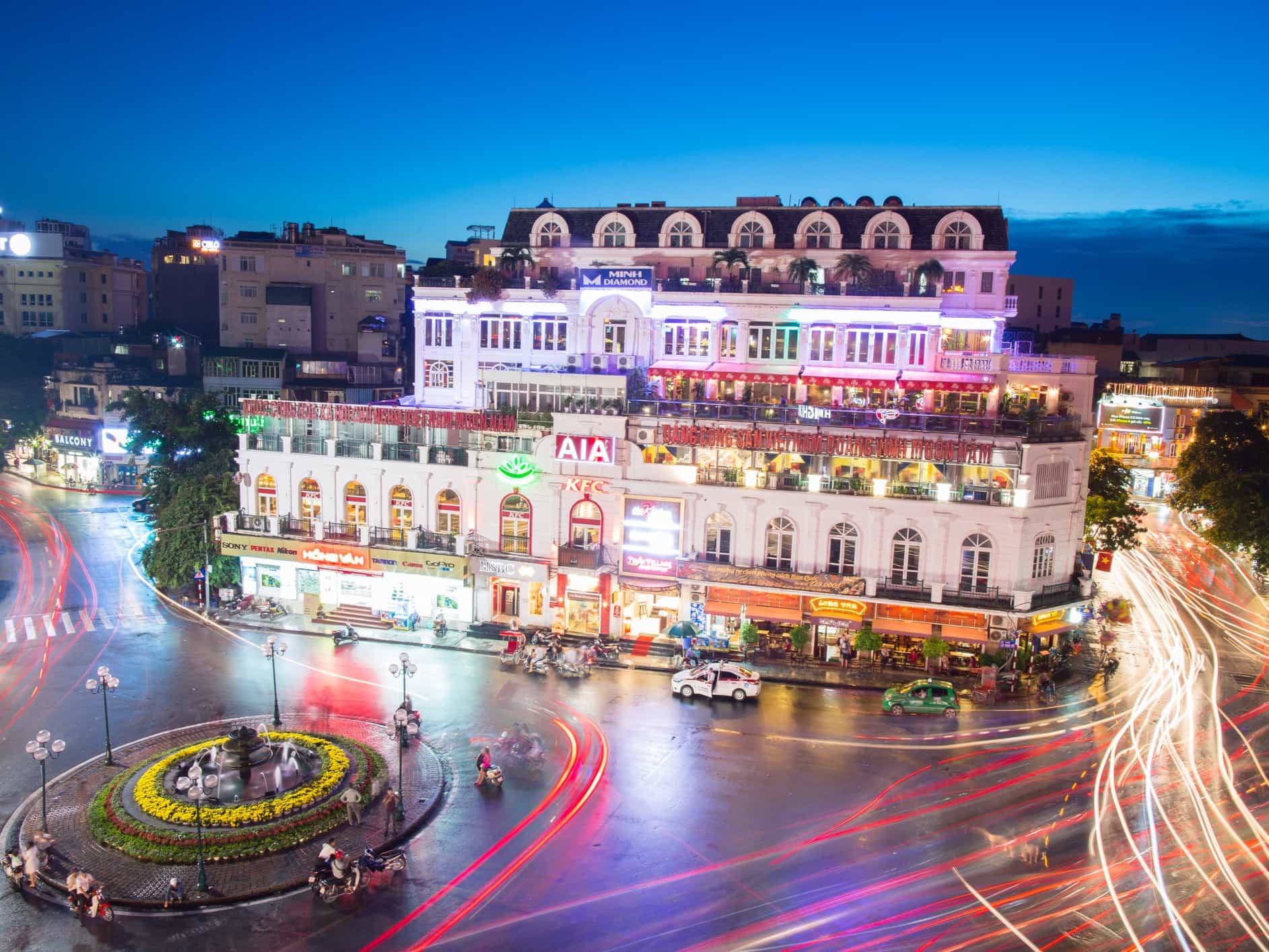 Hanoi night roundabout