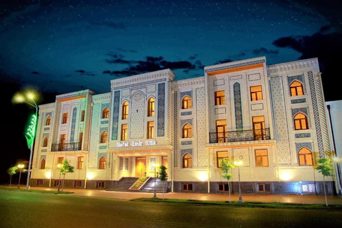 Emirkhan Hotel, Samarkan