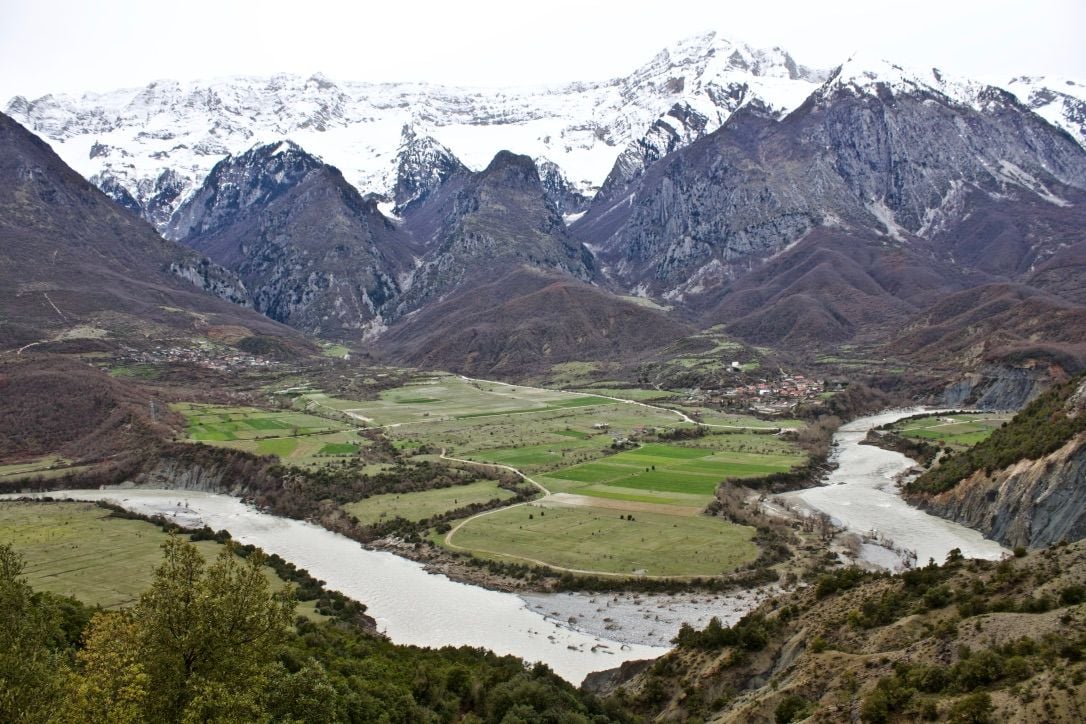 A beautiful shot of the Vjosa river, backdropped by the mighty mountains.
