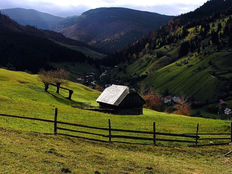 Upper Moeciu village in Romania's Rucăr-Bran Corridor