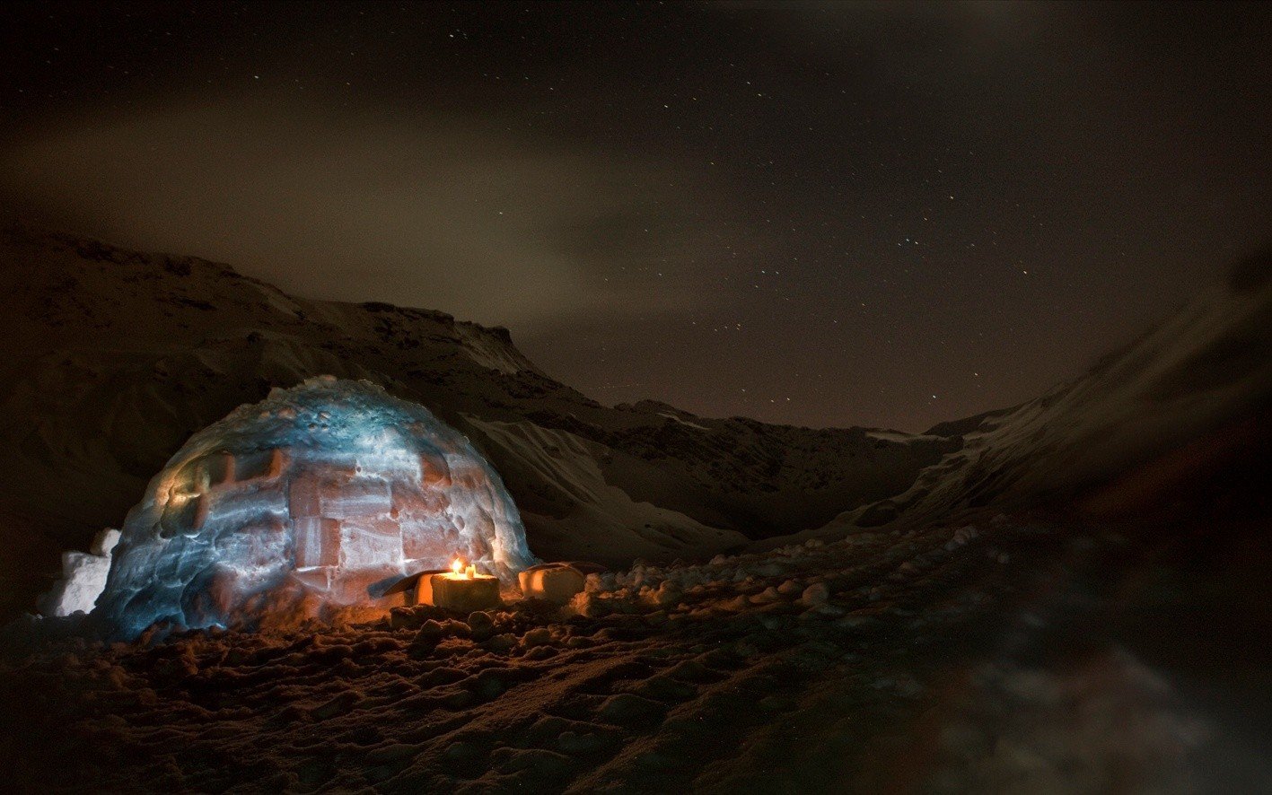 igloo-building-swiss-alps