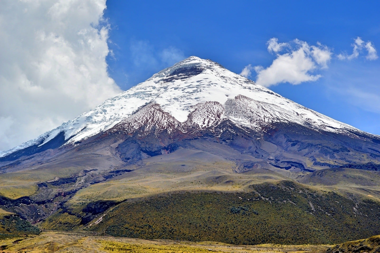 Trekking in Ecuador 6 of the Best Hiking Routes in the Country