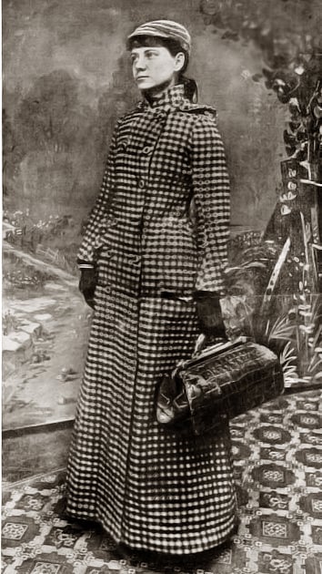 A black and white photo of Nellie Bly