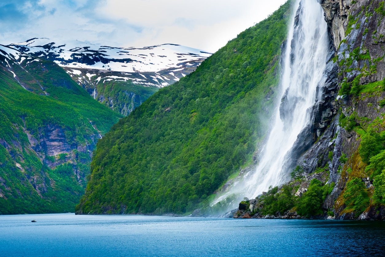 Gjerdefossen waterfall in Geirangerfjord, Norway