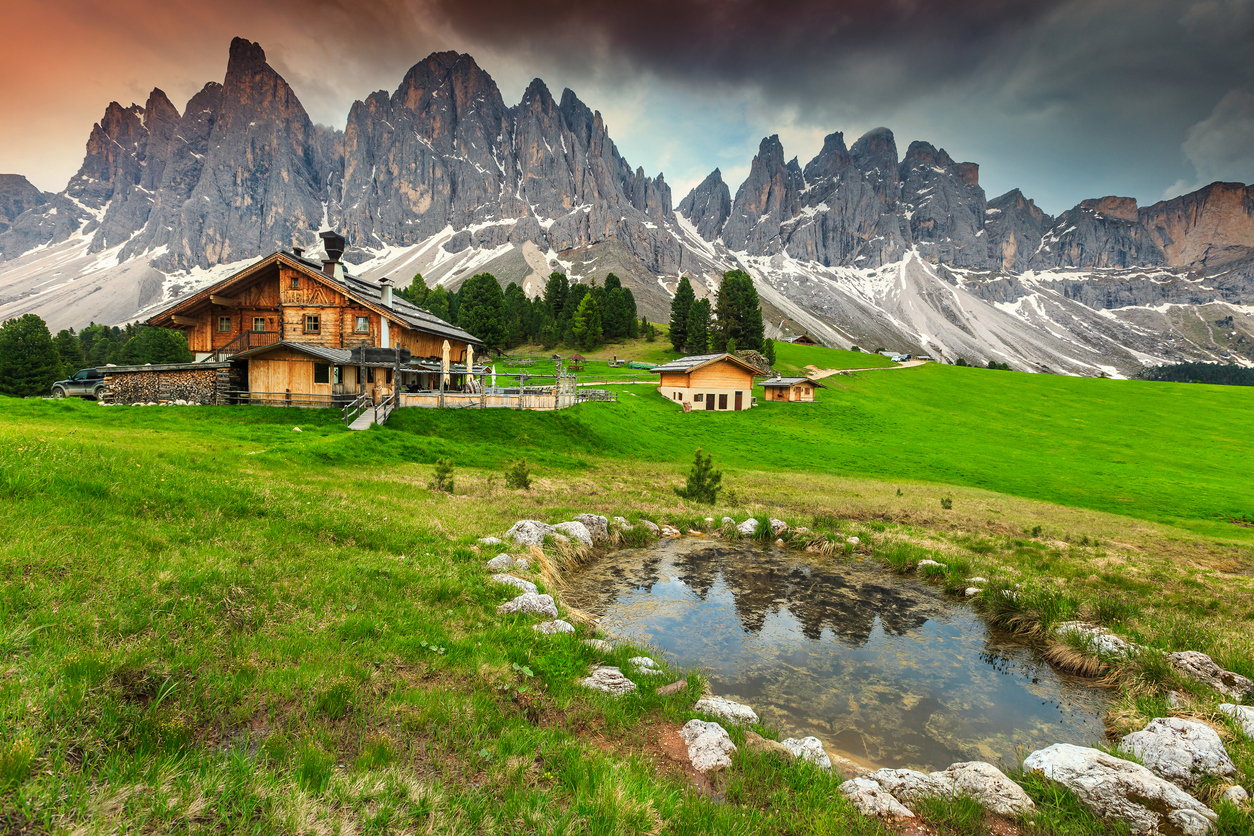 Alpine huts in the Dolomites, Italy | iStock: Janoka82