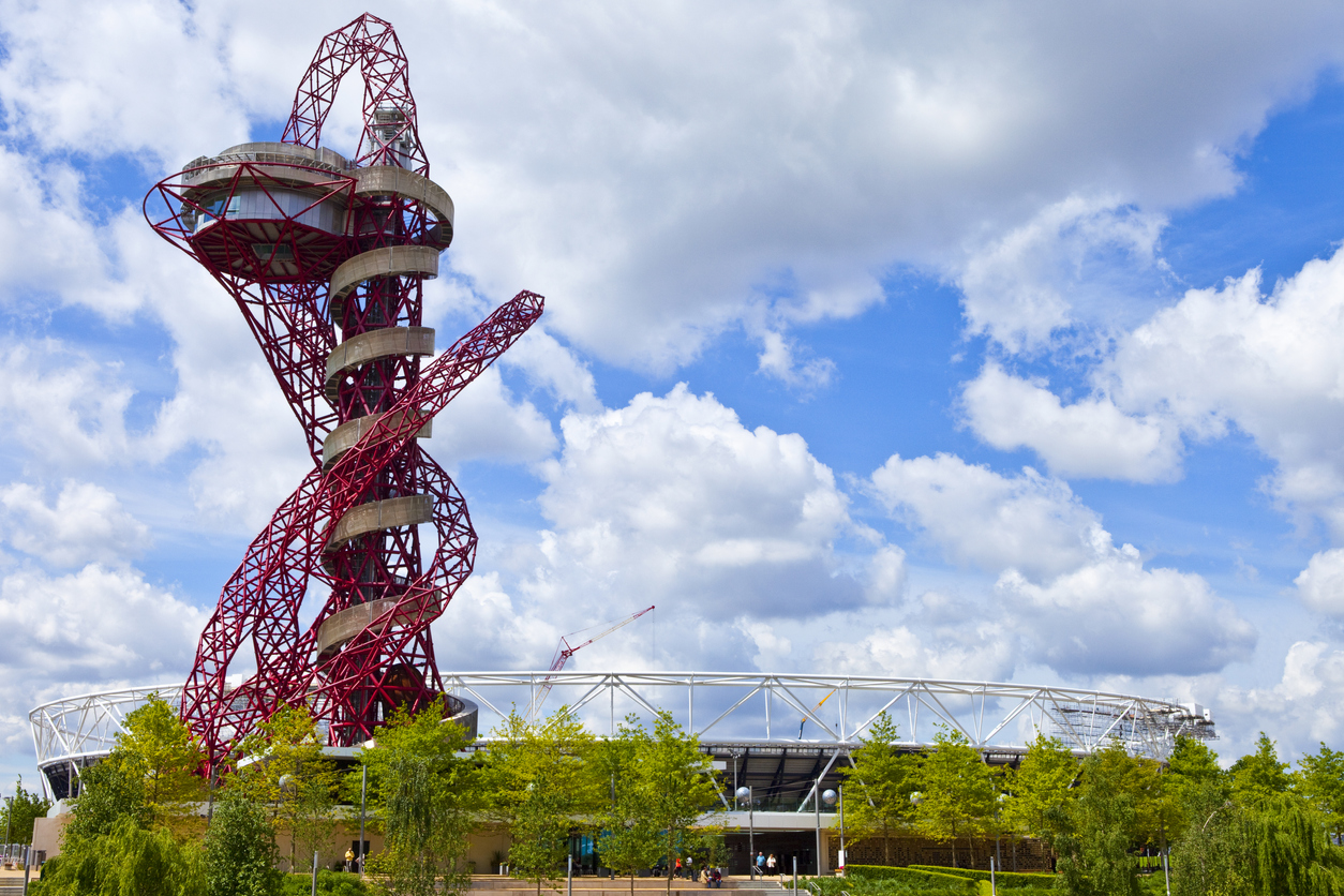 The ArcelorMittal observation tower and London Olympic Stadium | iStock: chrisdorney