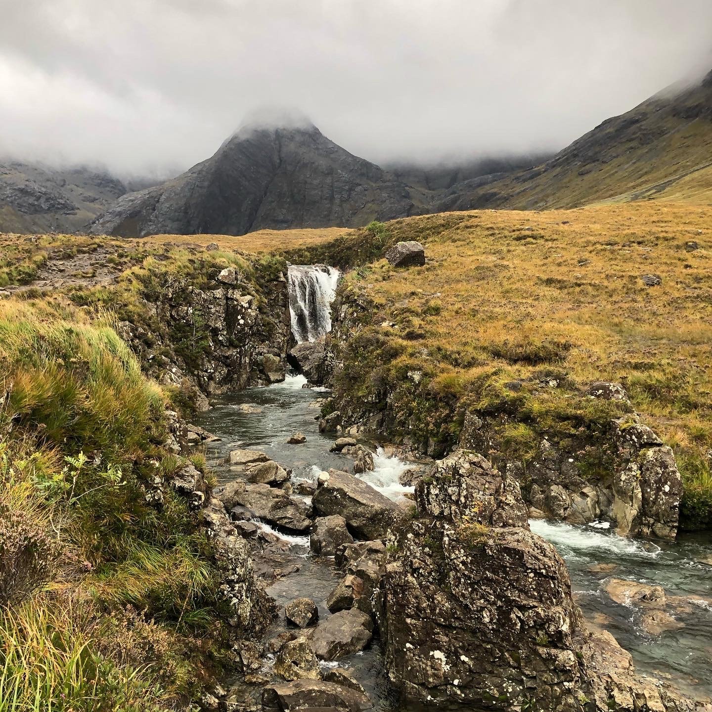 Fairy Pools isle of skye mountaineering