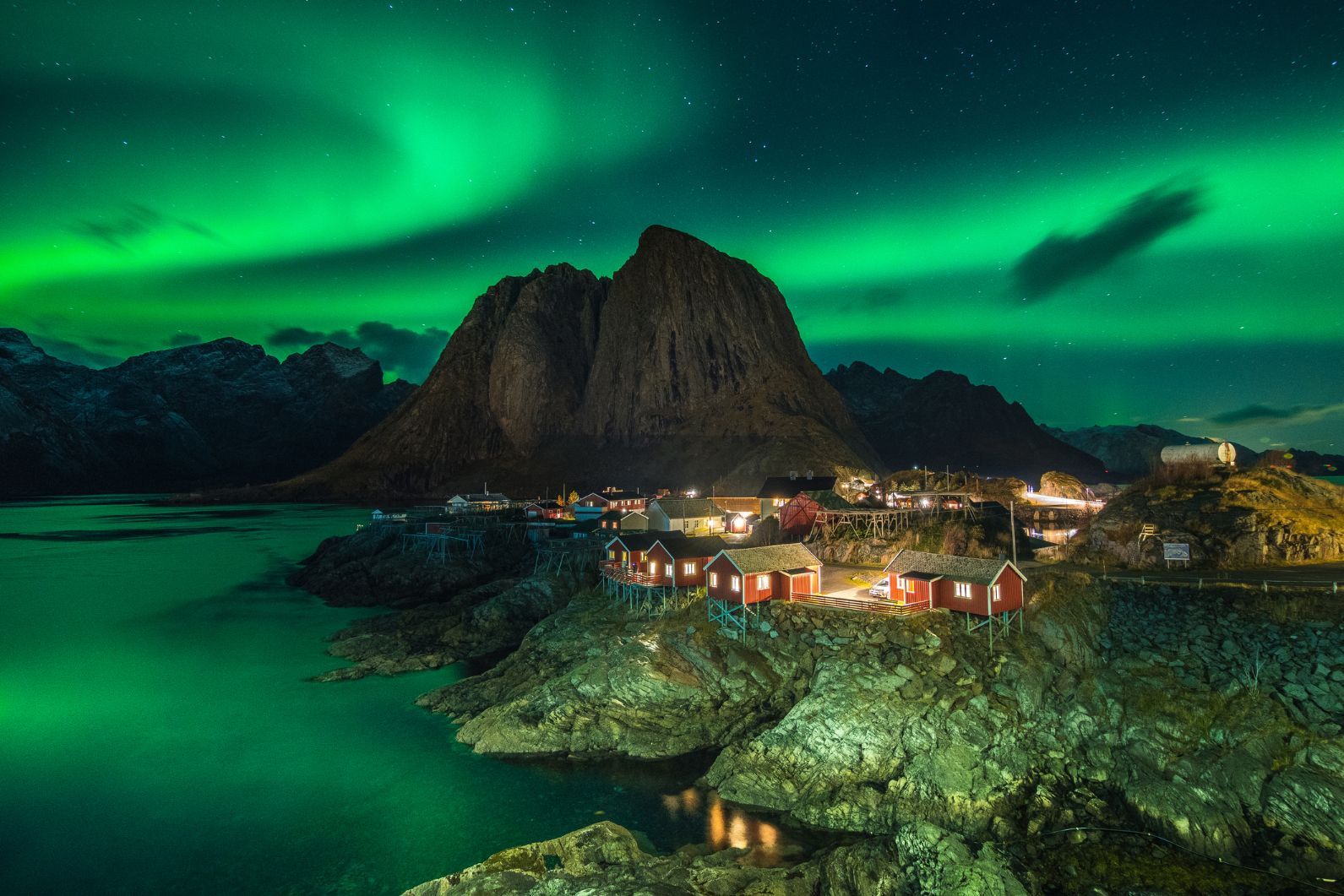 Lofoten Islands Northern Lights UNEB Lofoten Islands Northern Lights UNEB