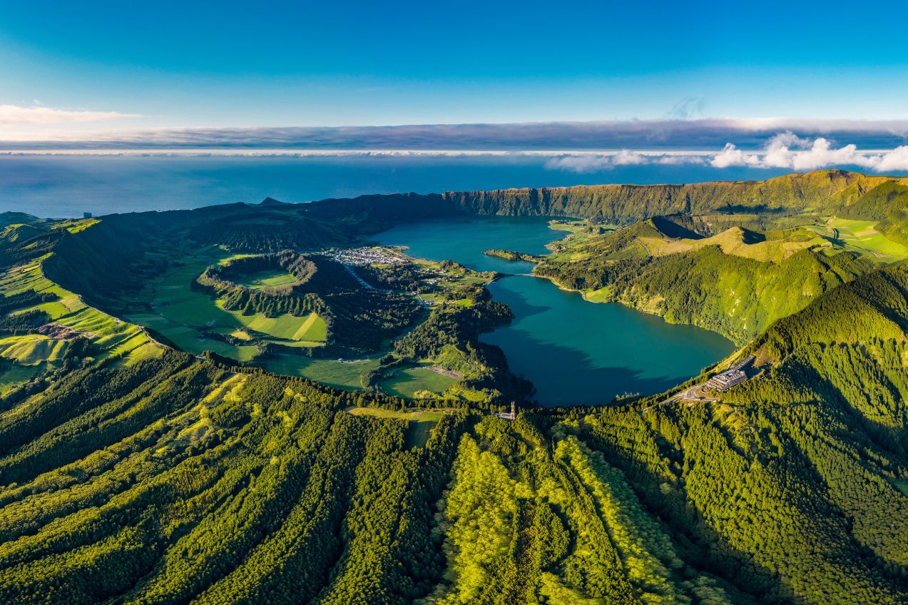 hiking tours azores