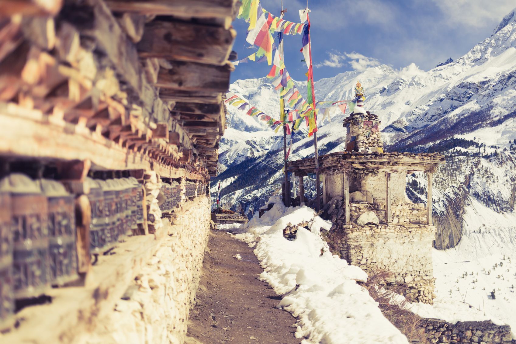 Views of the prayer flags and mountains, thousands of metres high on the Annapurna Circuit.