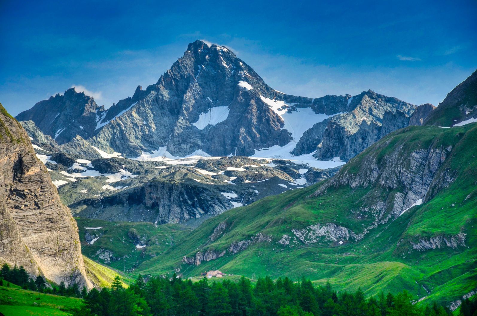 The mighty Grossglockner, the highest mountain in Austria at 3,798m.