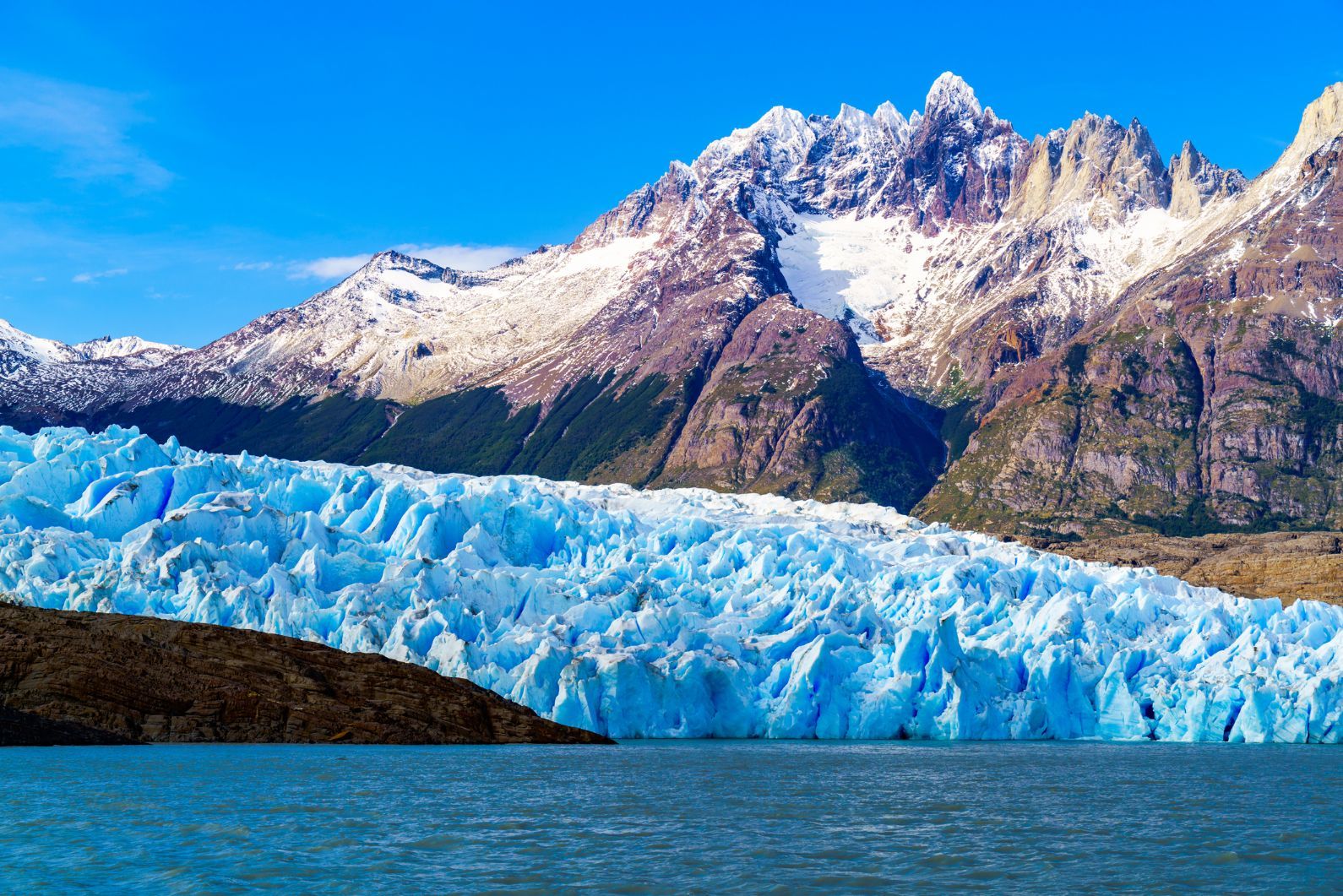 Grey glacier is commonly regarded as one of the most beautiful glaciers in the world.