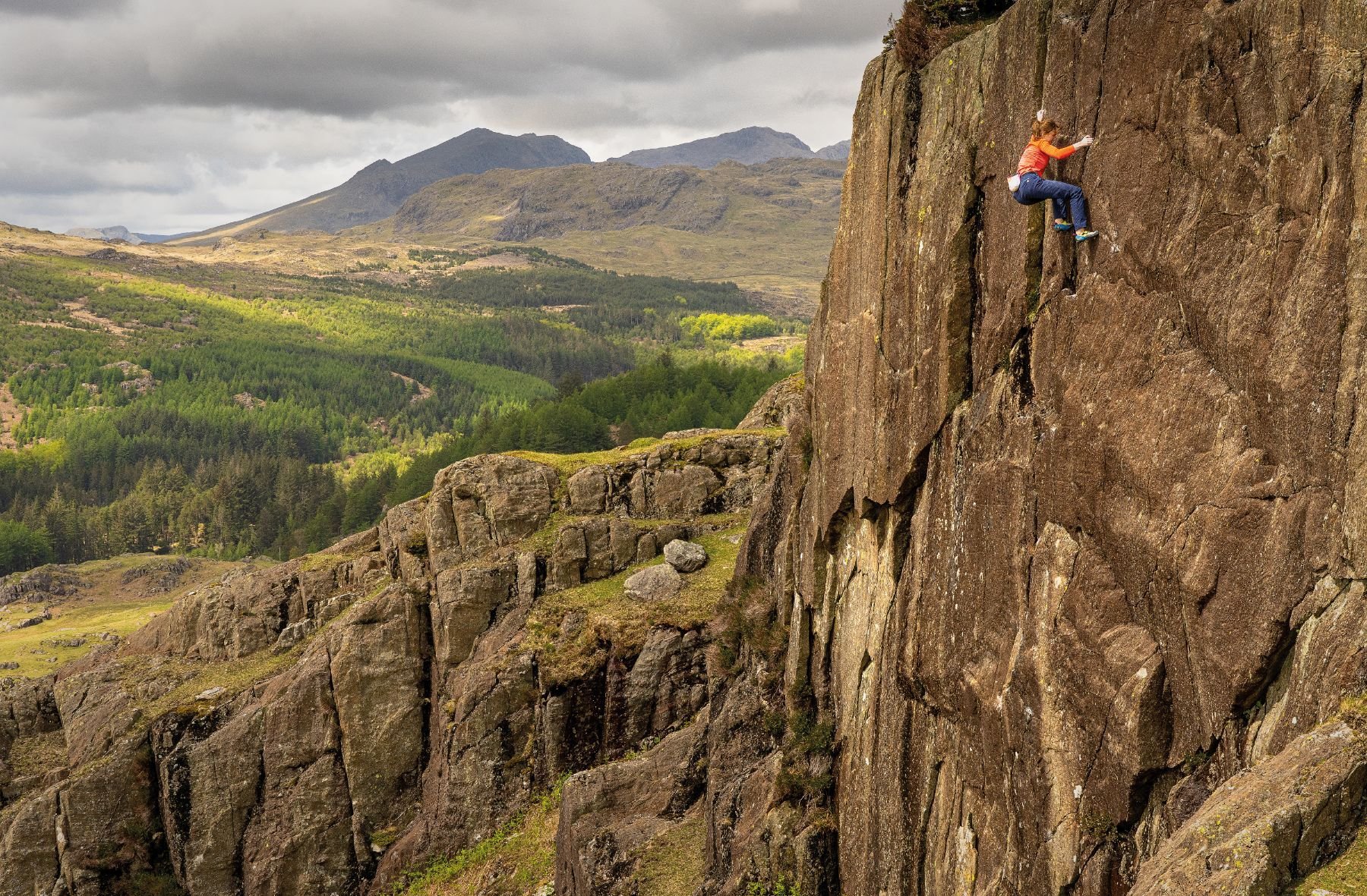 Anna Taylor soloing May the Foss be with You (E4 6b) at Foss How Crag in the Duddon Valley – a remote and beautiful valley deep in the Lake District. Credit: Nadir Khan