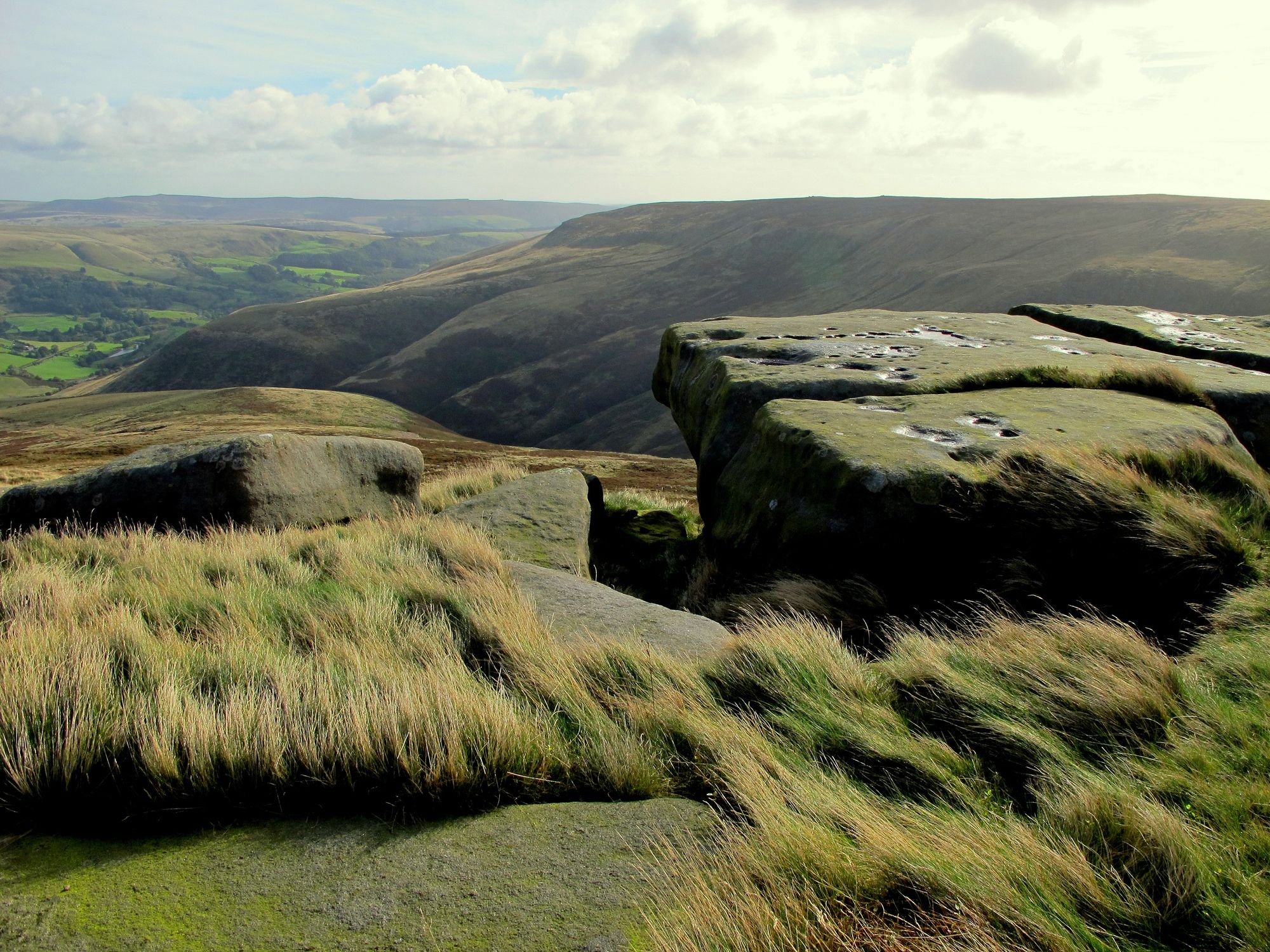 A majestic view of Kinder Scout with the gritstone rocks, moors and rolling hills in the Derbyshire high peak. Photo: Getty