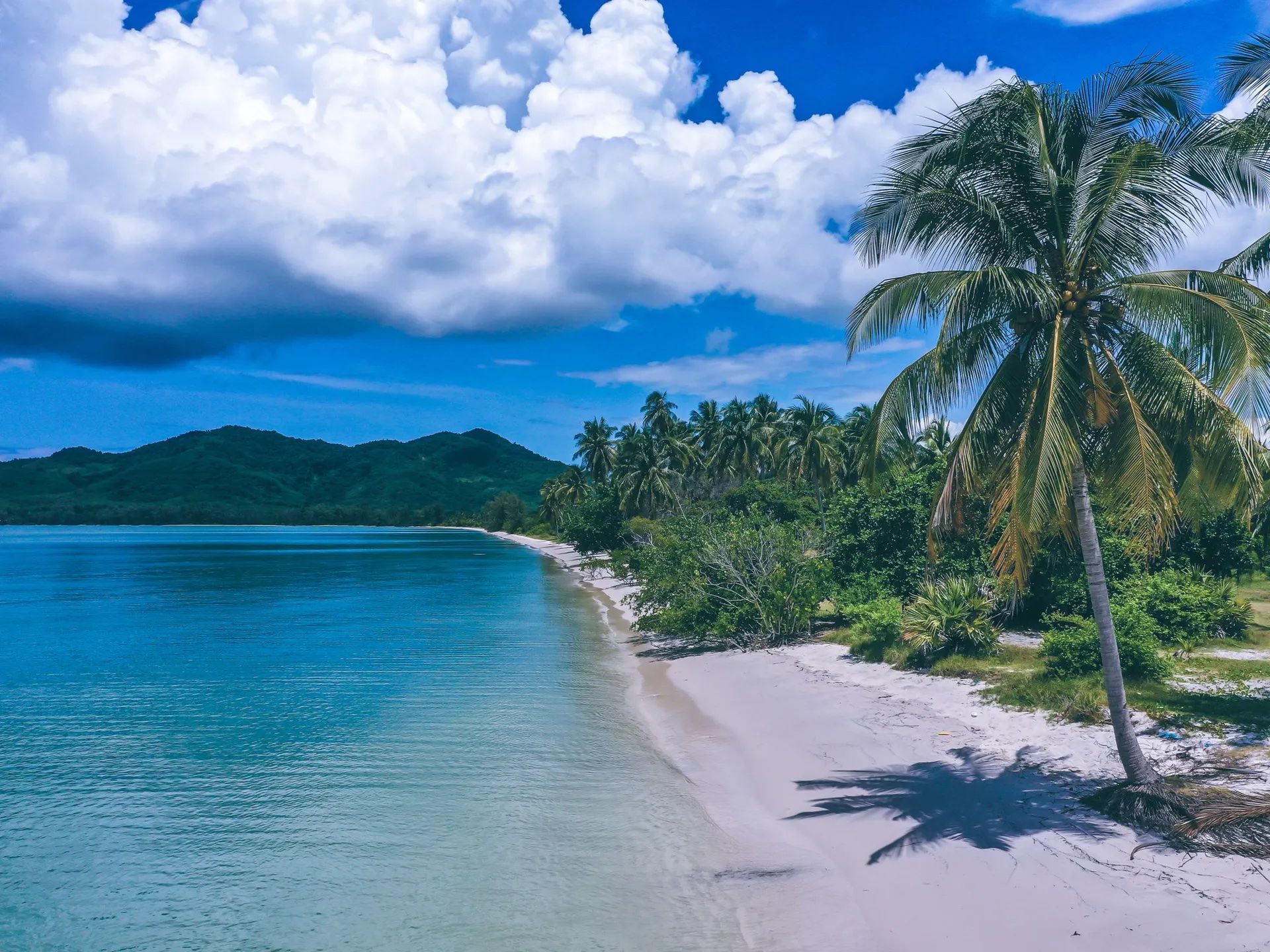 A secluded beach on Koh Yoh Yai, Thailand