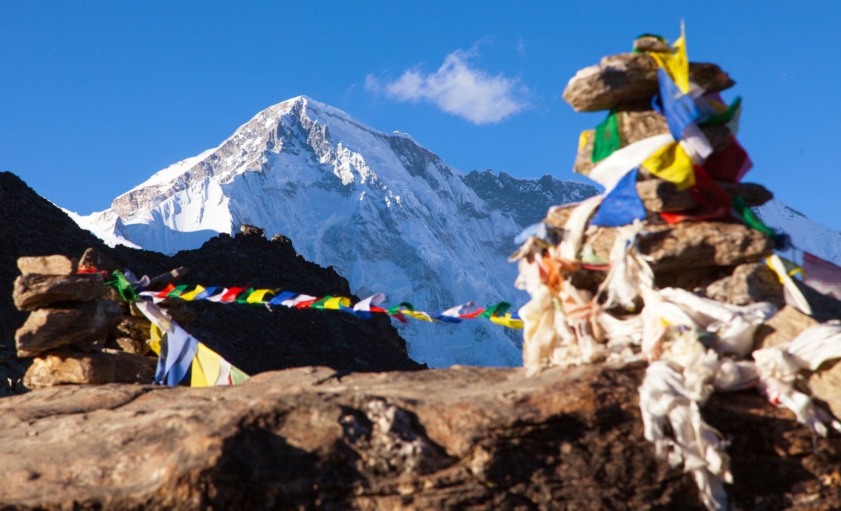 Cho Oyu, the sixth highest mountain in the world, as seen from the Gokyo Lakes in Nepal. Photo: Getty