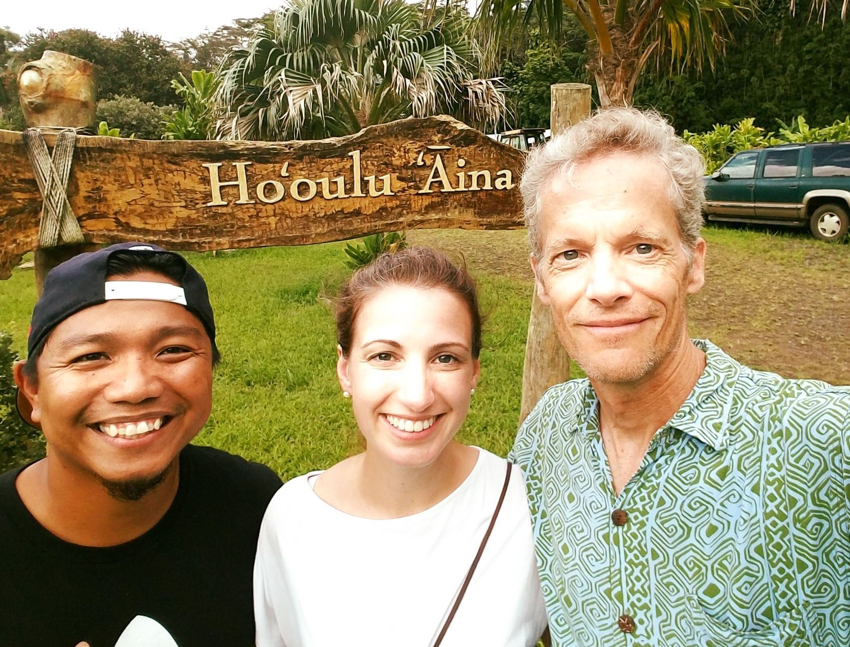 Dr Sophie Redlin poses with Native Hawaiian healers