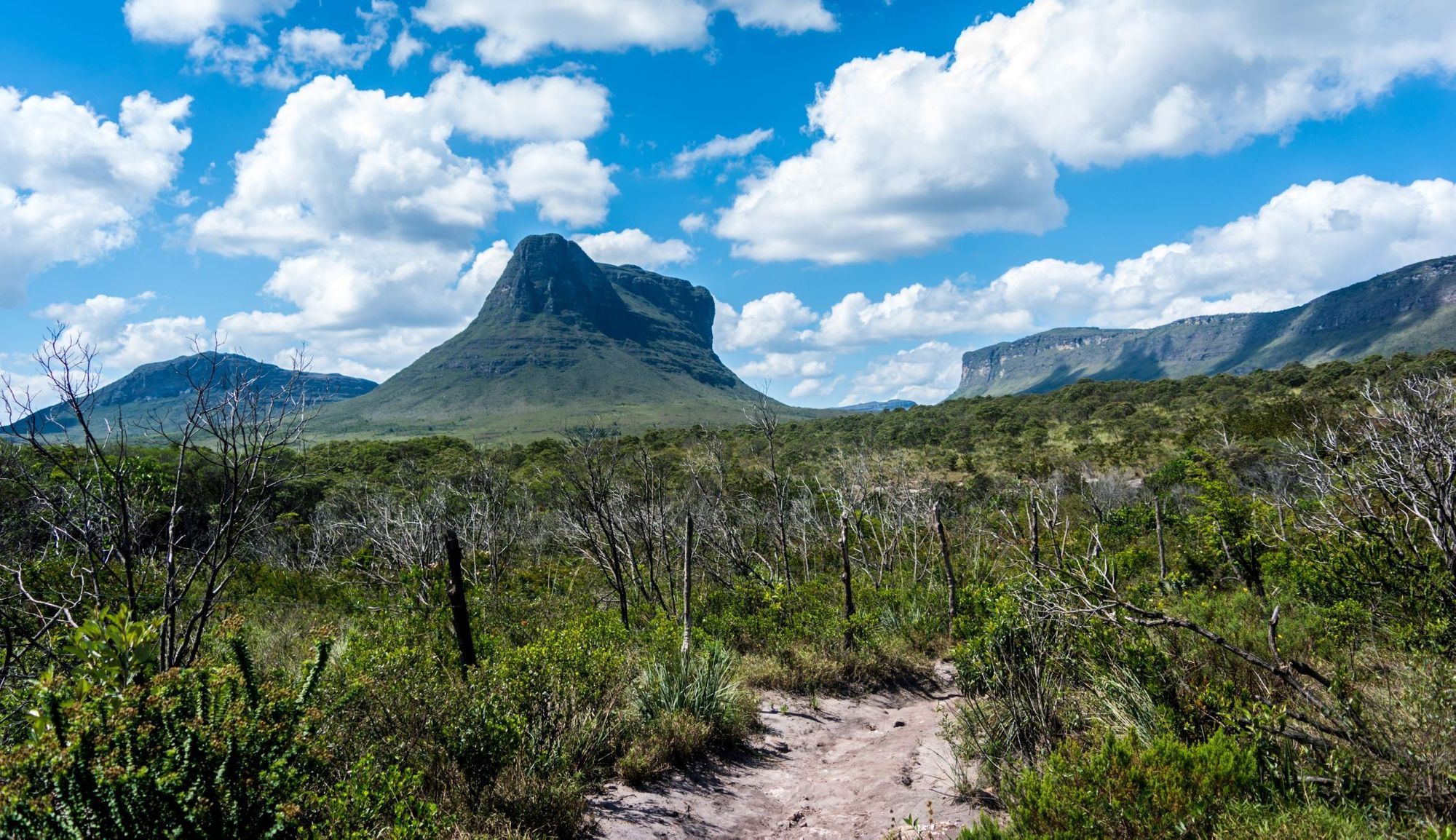 Just because you're hiking on a plain, doesn't mean you don't have a terrific view on the Vale do Pati trek... Photo: Getty
